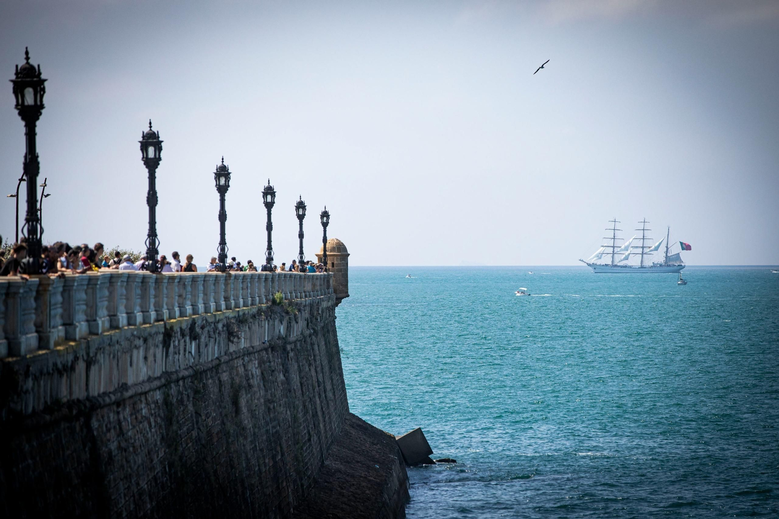 Una mirada a la despedida de Cádiz a la Gran Regata