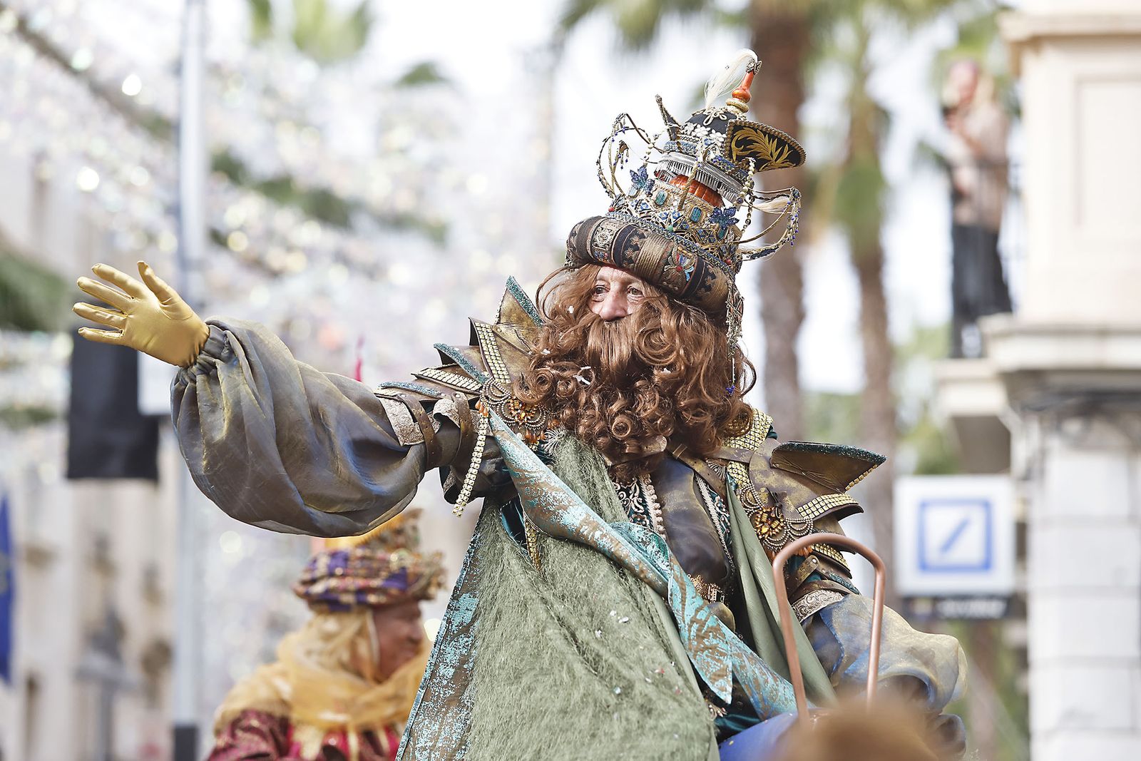 Imágenes de la mágica llegada de los Reyes Magos y la Estrella de la Ilusión a Huelva en barco
