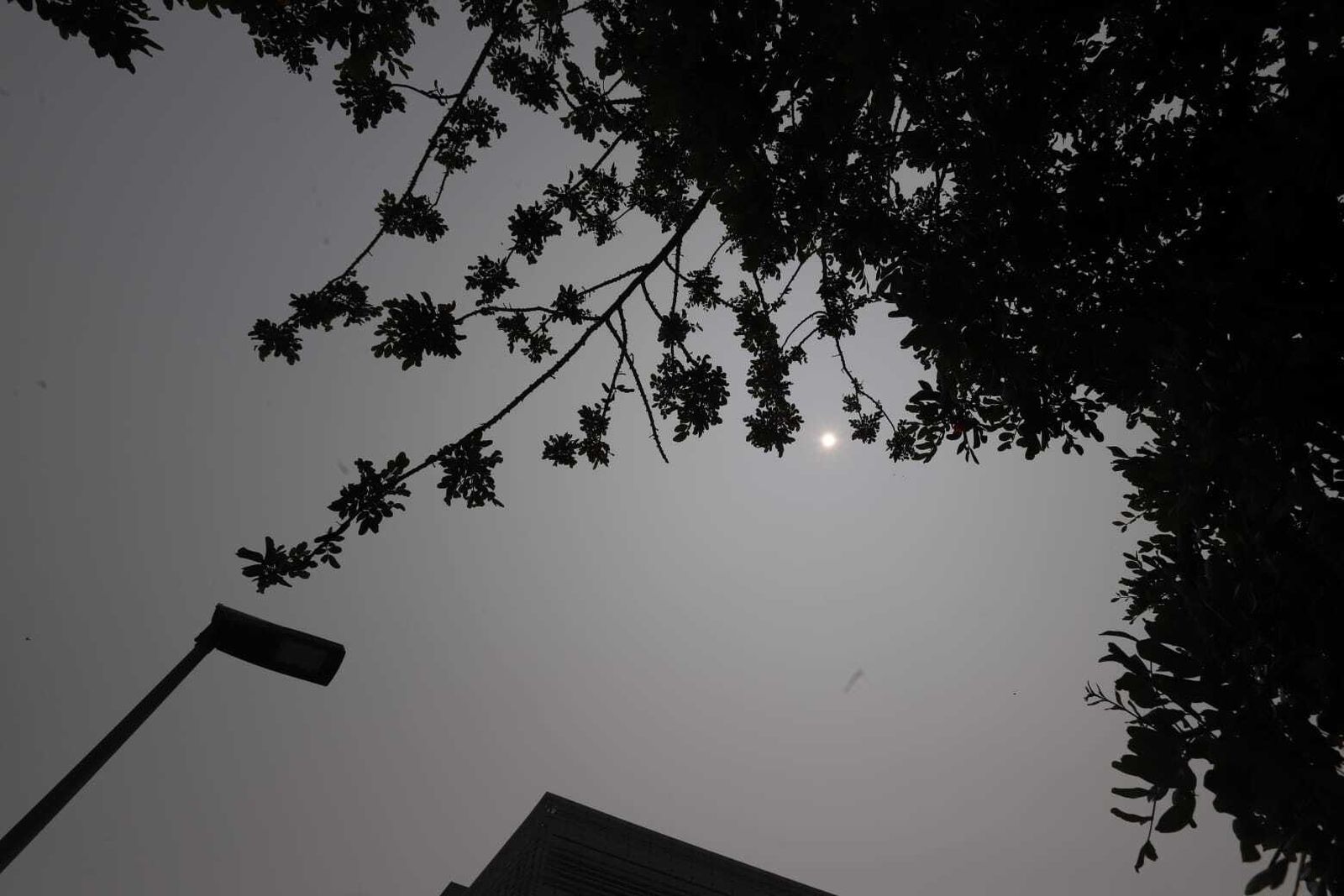 El cielo durante la jornada en Huelva.