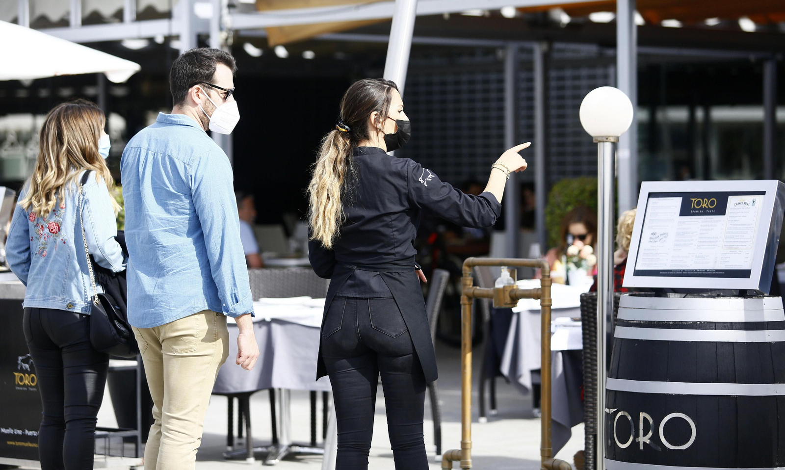 Las fotos de Málaga capital en la reapertura de bares y comercio no esencial