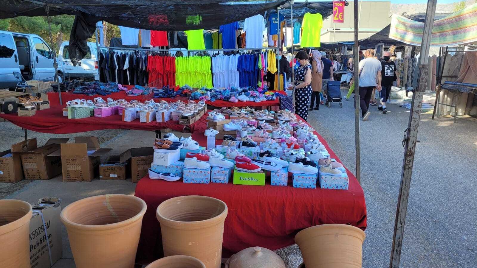 El mercadillo de Jaén es un punto de encuentro semanal en la ciudad.