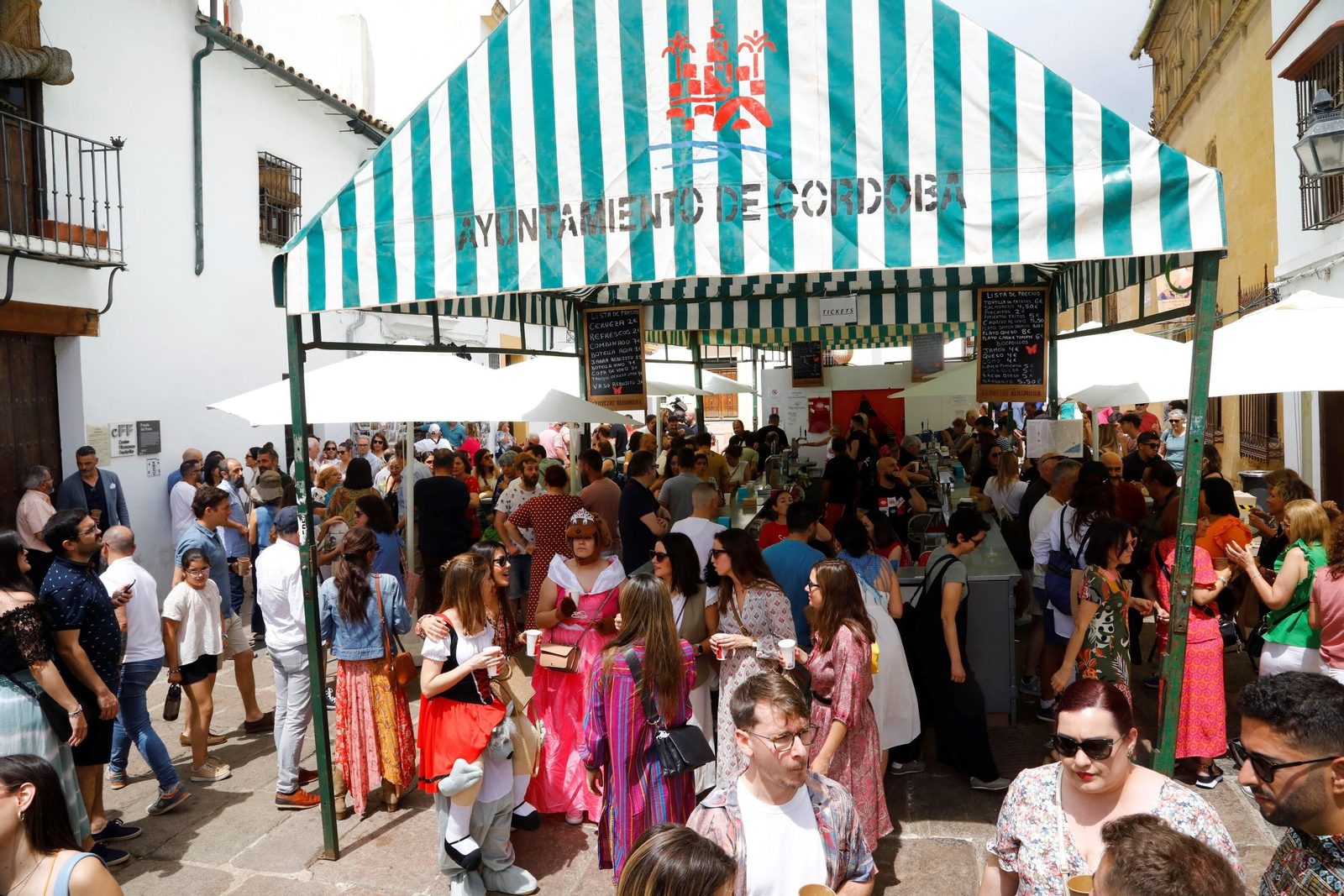 El sábado de Cruces en Córdoba, en imágenes
