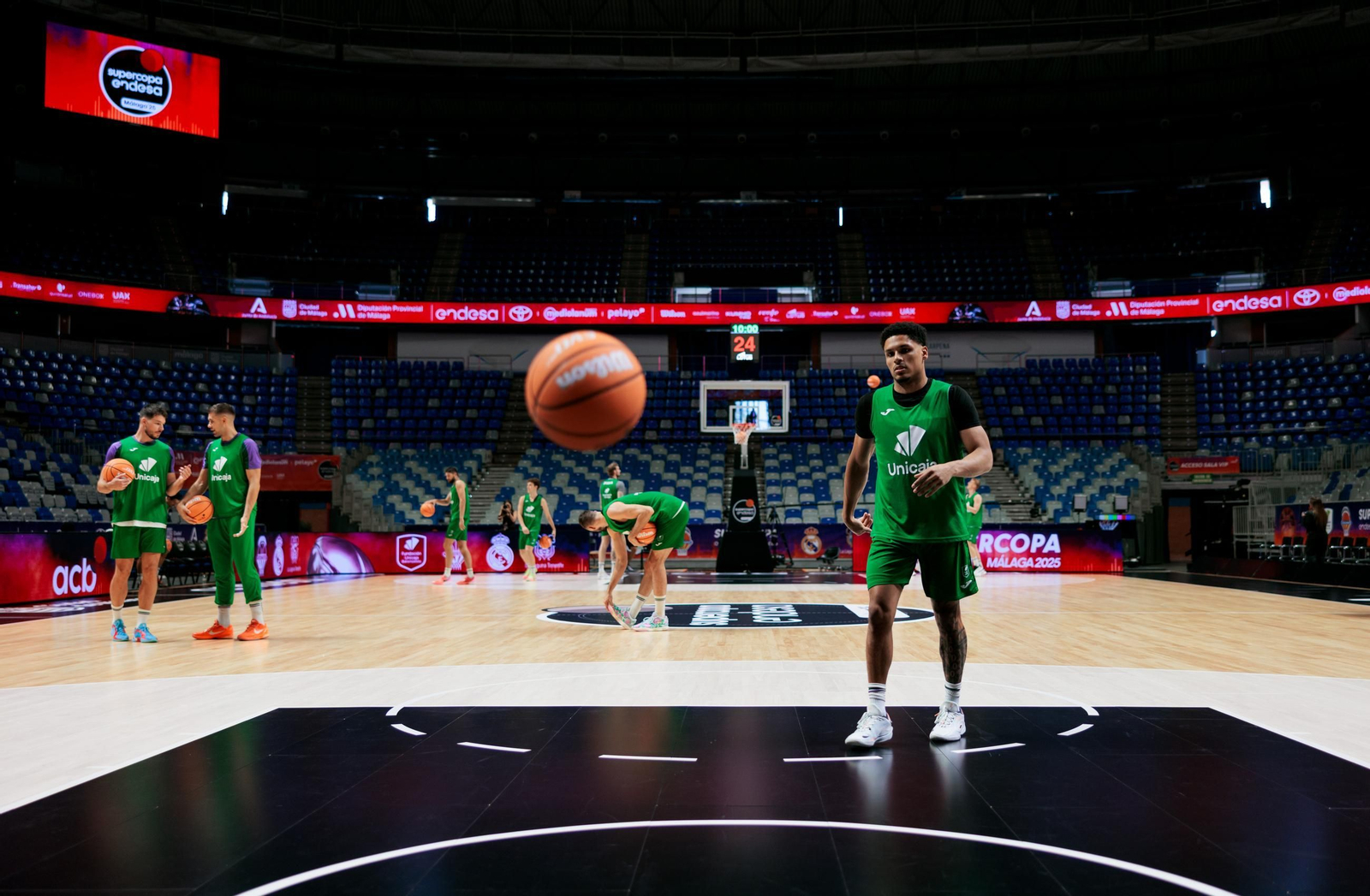 El Unicaja trabaja en el Carpena con el descarte pendiente