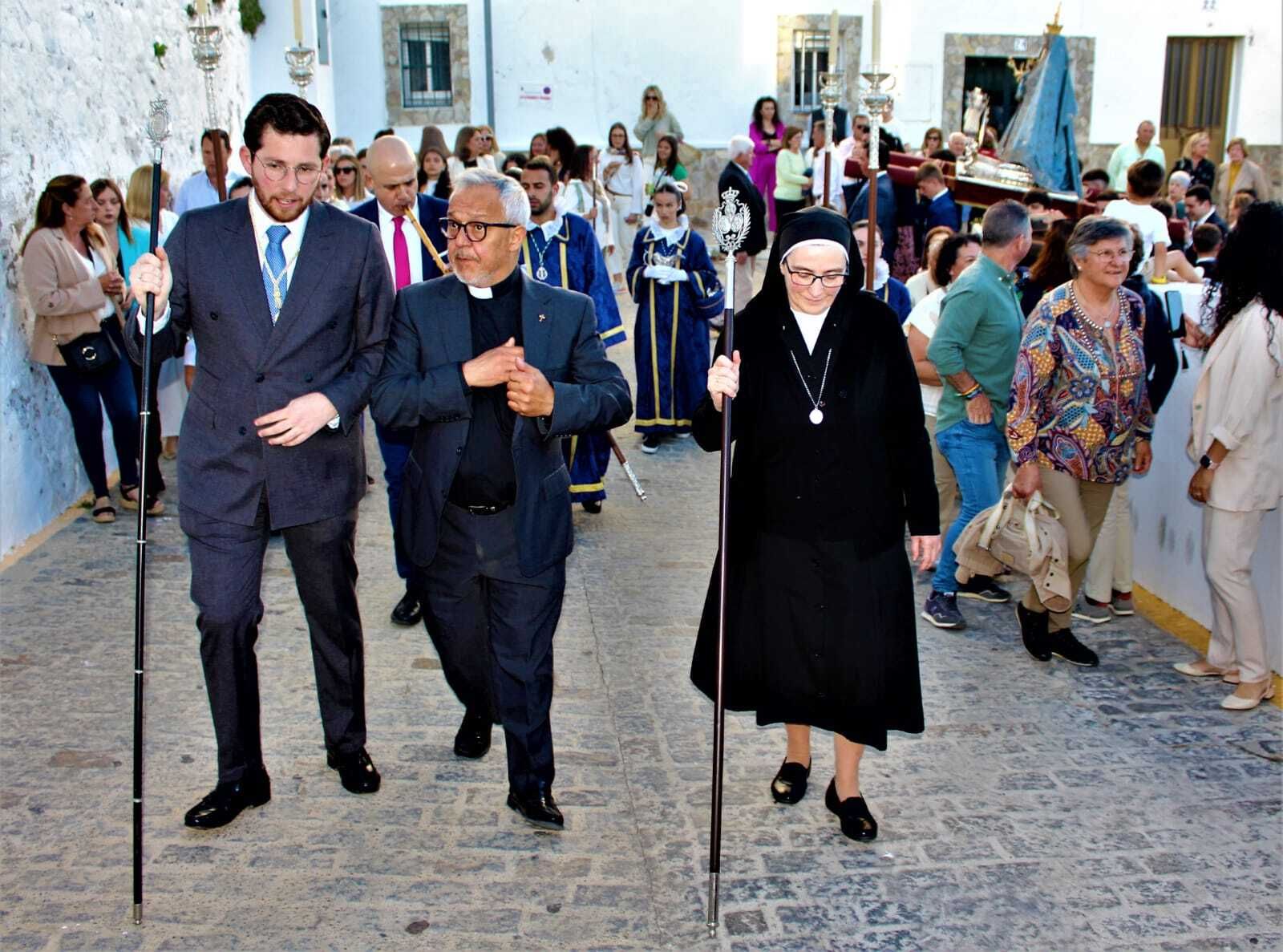 Imágenes del traslado de la Virgen de los Santos al Beaterio de Jesús, María y José