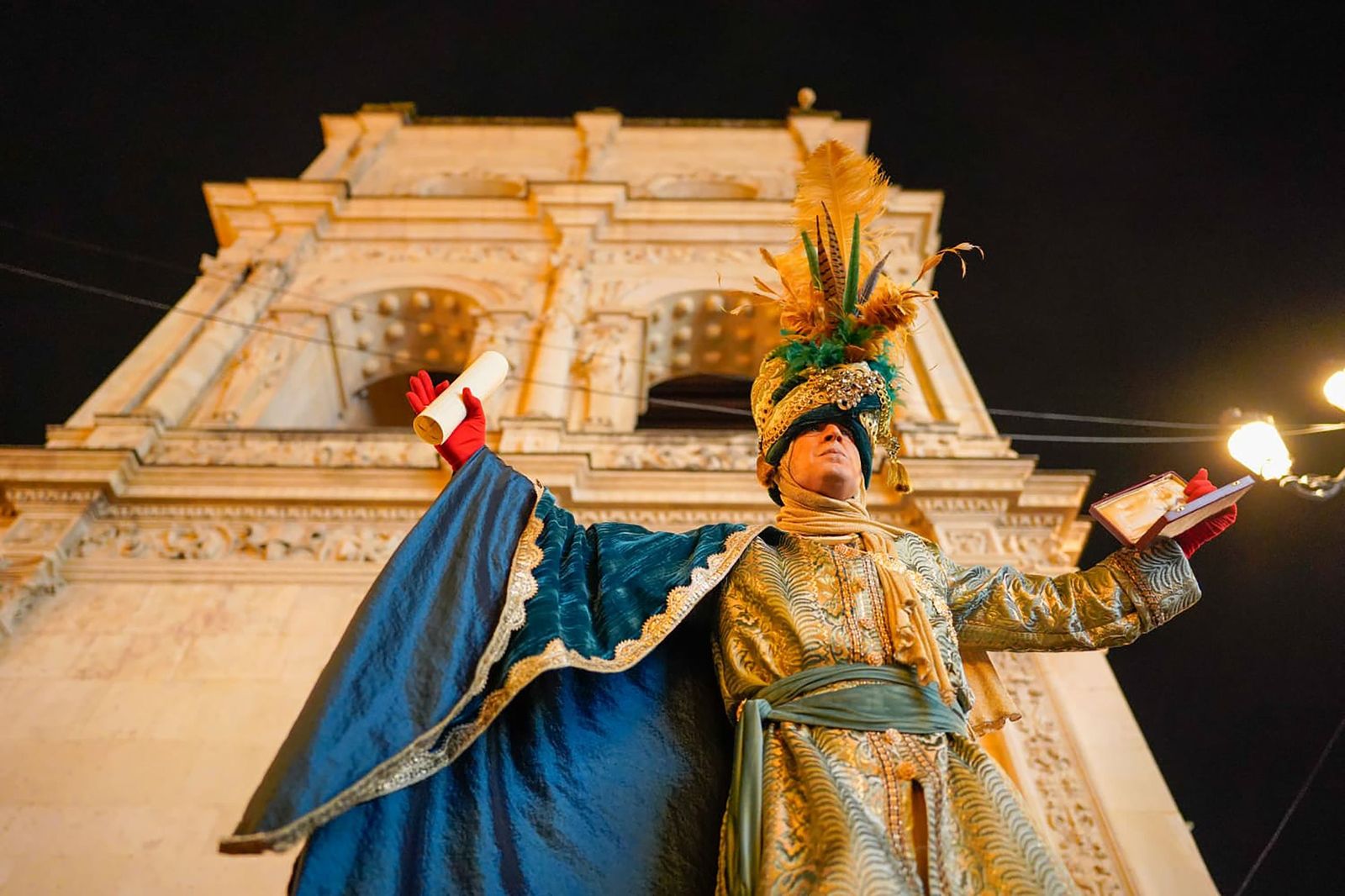 Las fotos del Heraldo Real en Sevilla