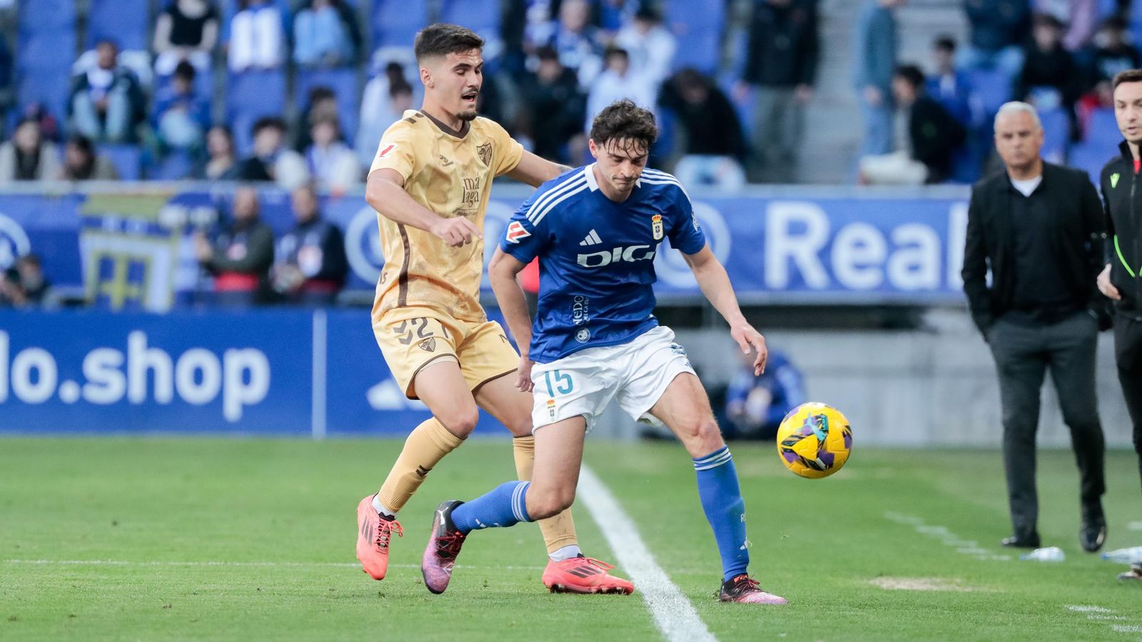El Real Oviedo-Málaga CF, en fotos
