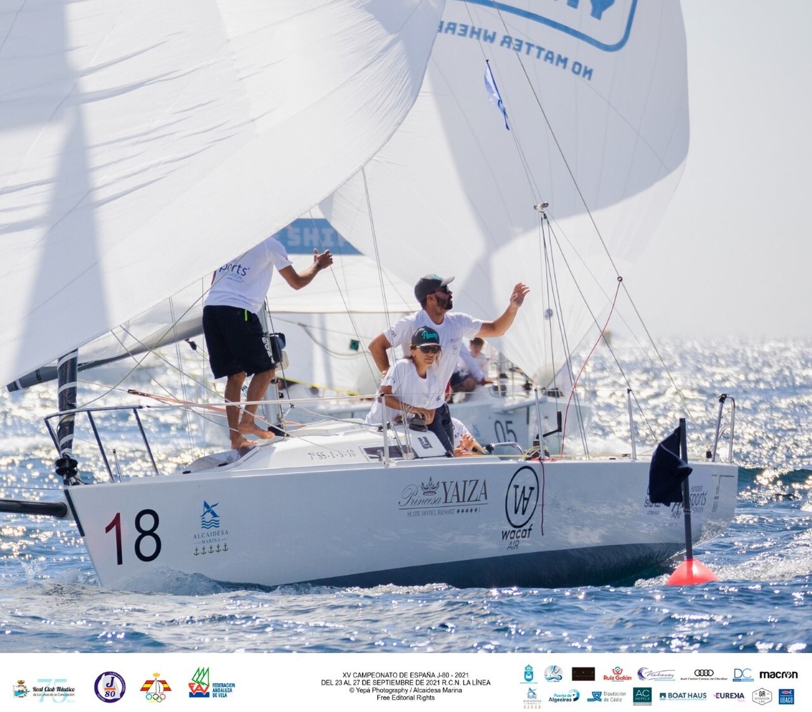 Fotos de la jornada del domingo en el XV Campeonato de España de J80 en La Línea