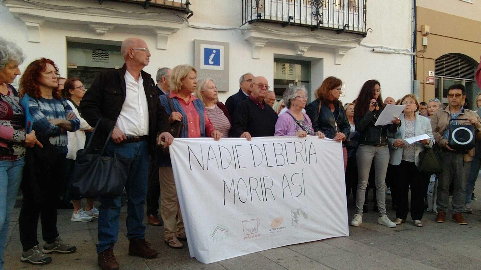 Concentración para denunciar el drama del sinhogarismo. Concentración para denunciar el drama del sinhogarismo.