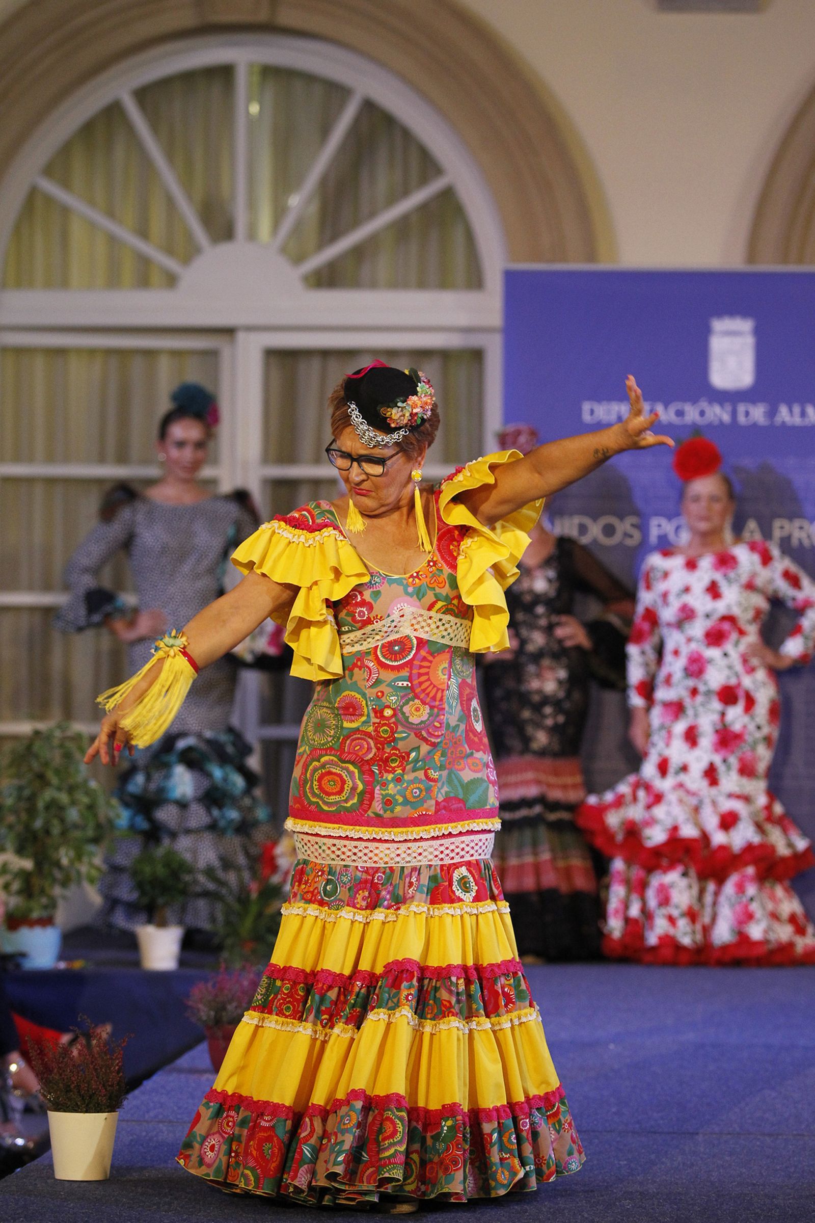 Fotogalería desfile de moda Asociación de Fibromialgia de Almería AFIAL
