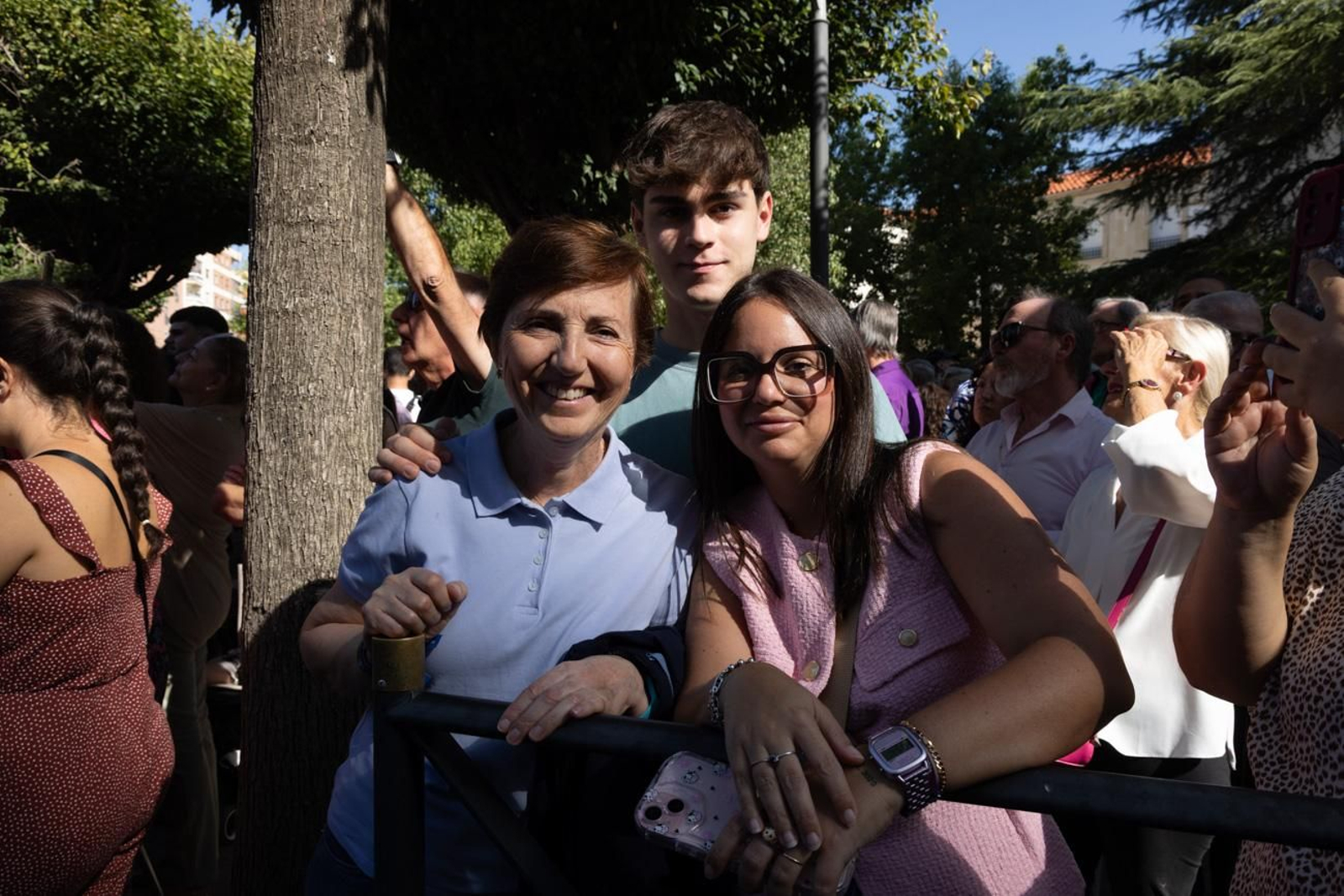 Un Jaén repleto de fieles acompañan los traslados de las veinte imágenes de la Magna (I)