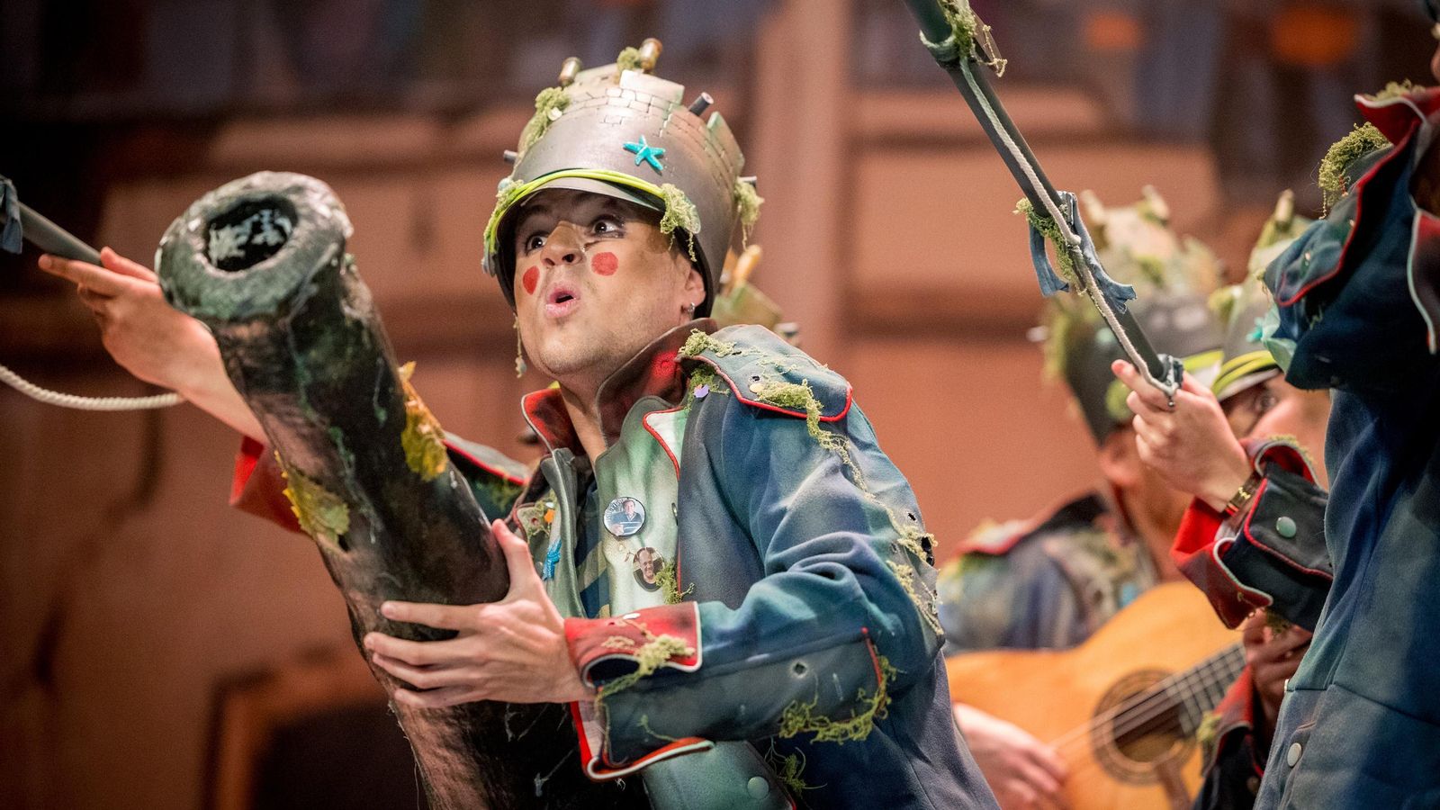 Búscate entre las mejores imágenes de la séptima sesión de cuartos de final del COAC 2025