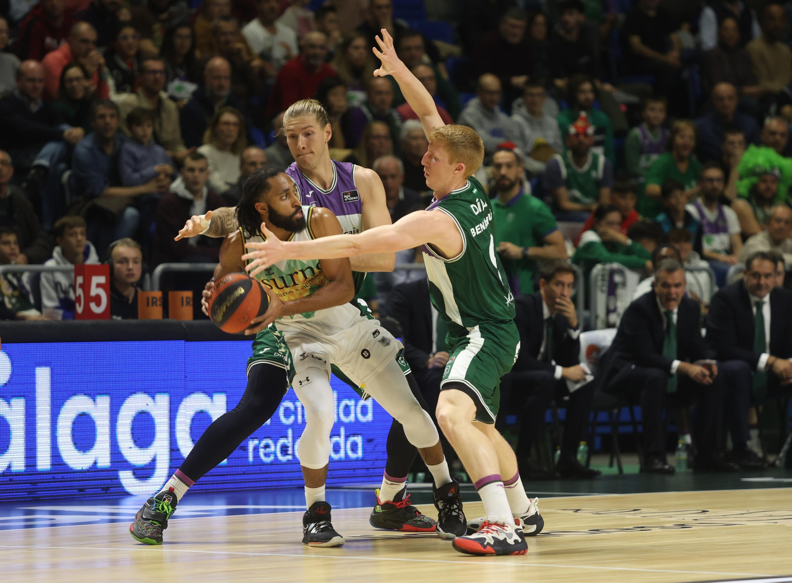 El Unicaja - Bilbao Basket, en fotos