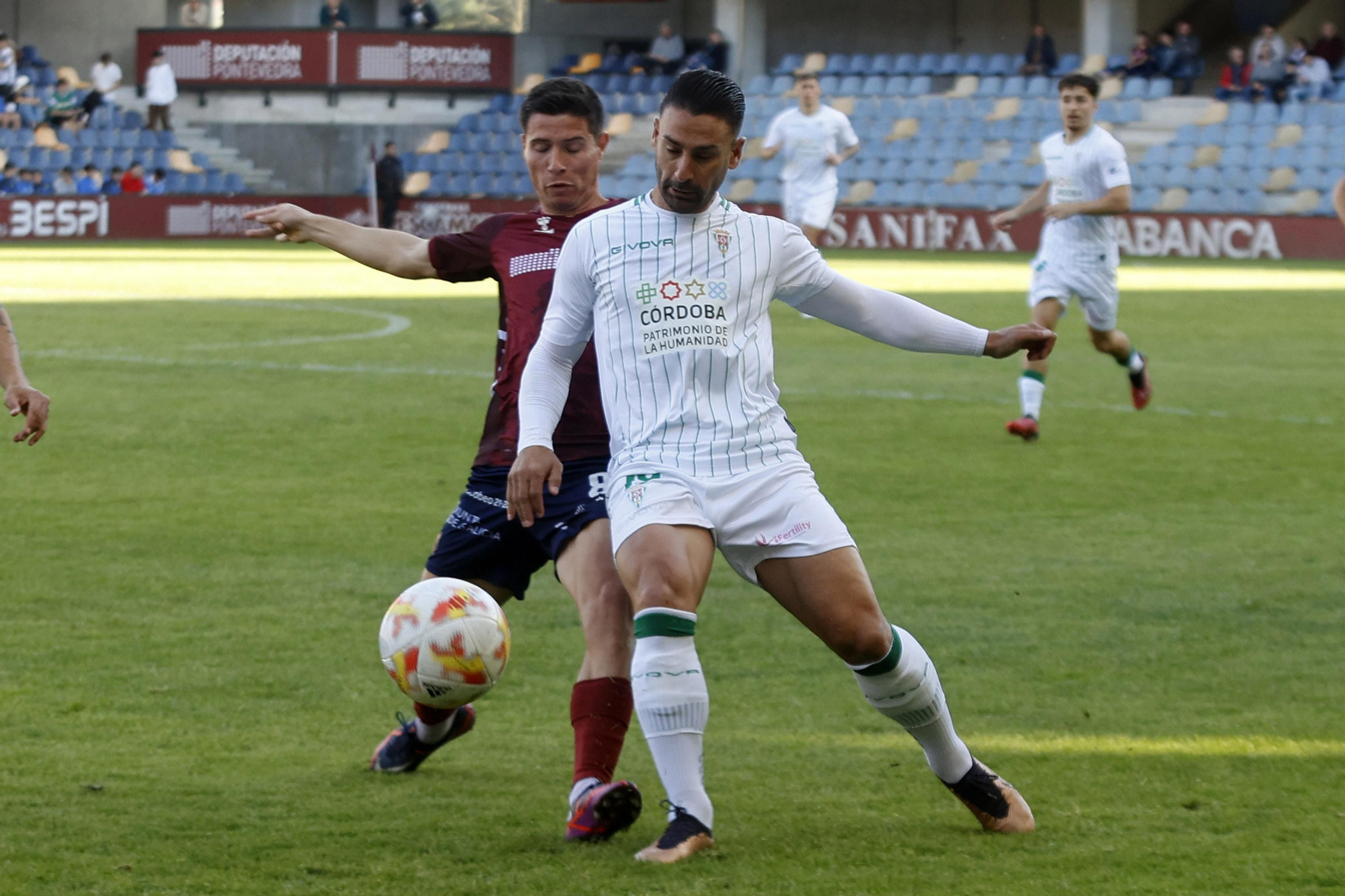 La derrota del Córdoba CF en Pontevedra, en imágenes
