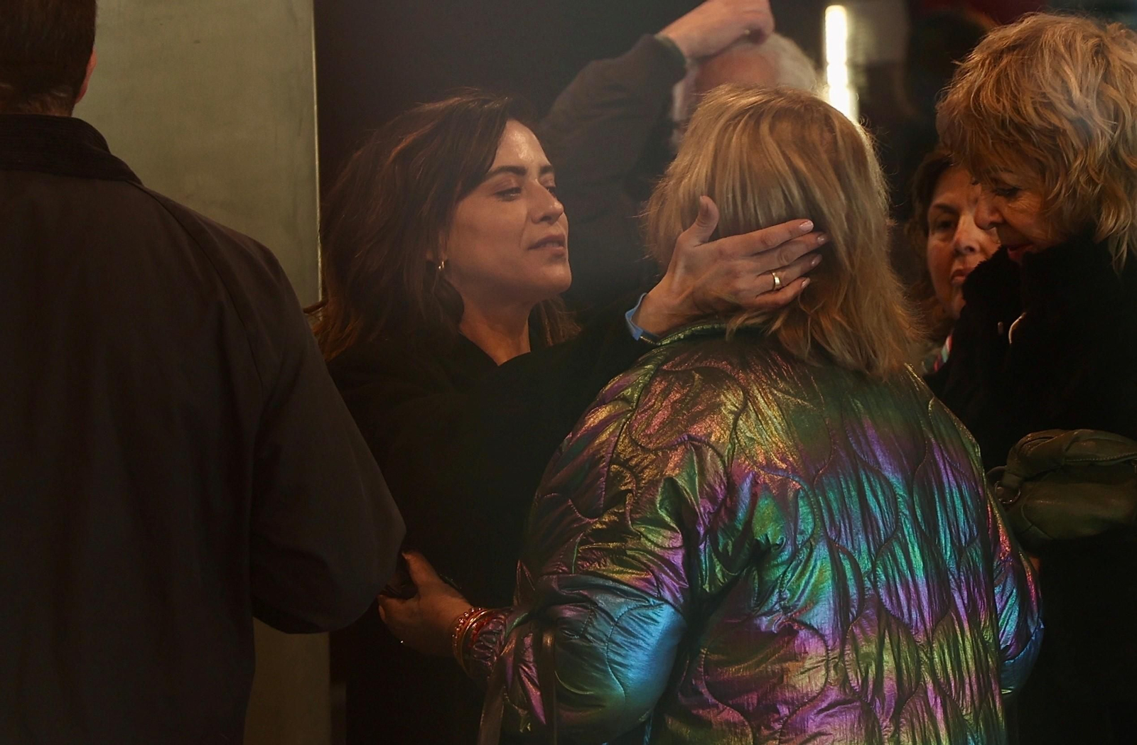 Las imágenes del juicio a María León por el incidente con la Policía Local de Sevilla.