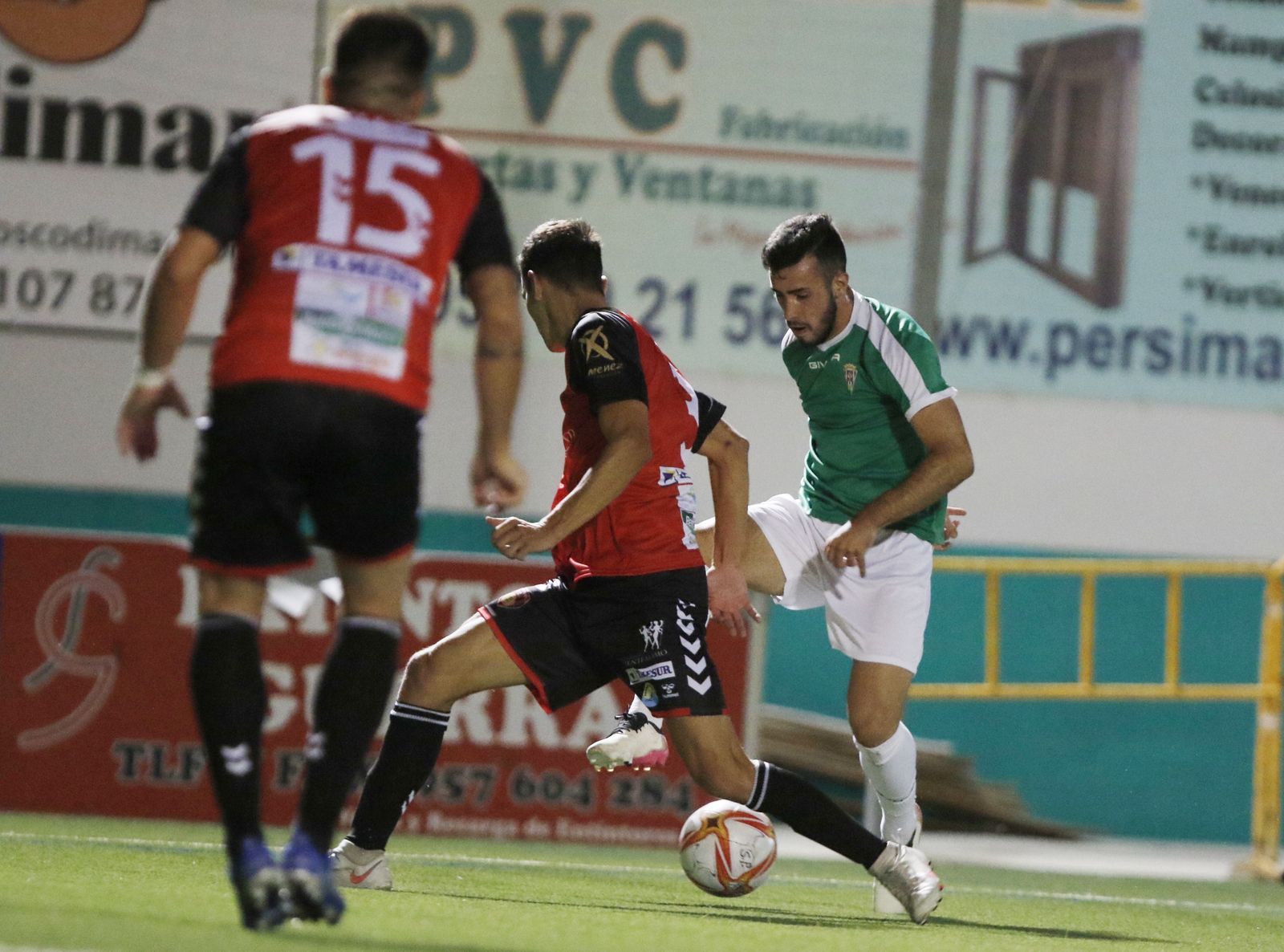 La victoria del Córdoba CF ante el Salerm Puente Genil, en imágenes