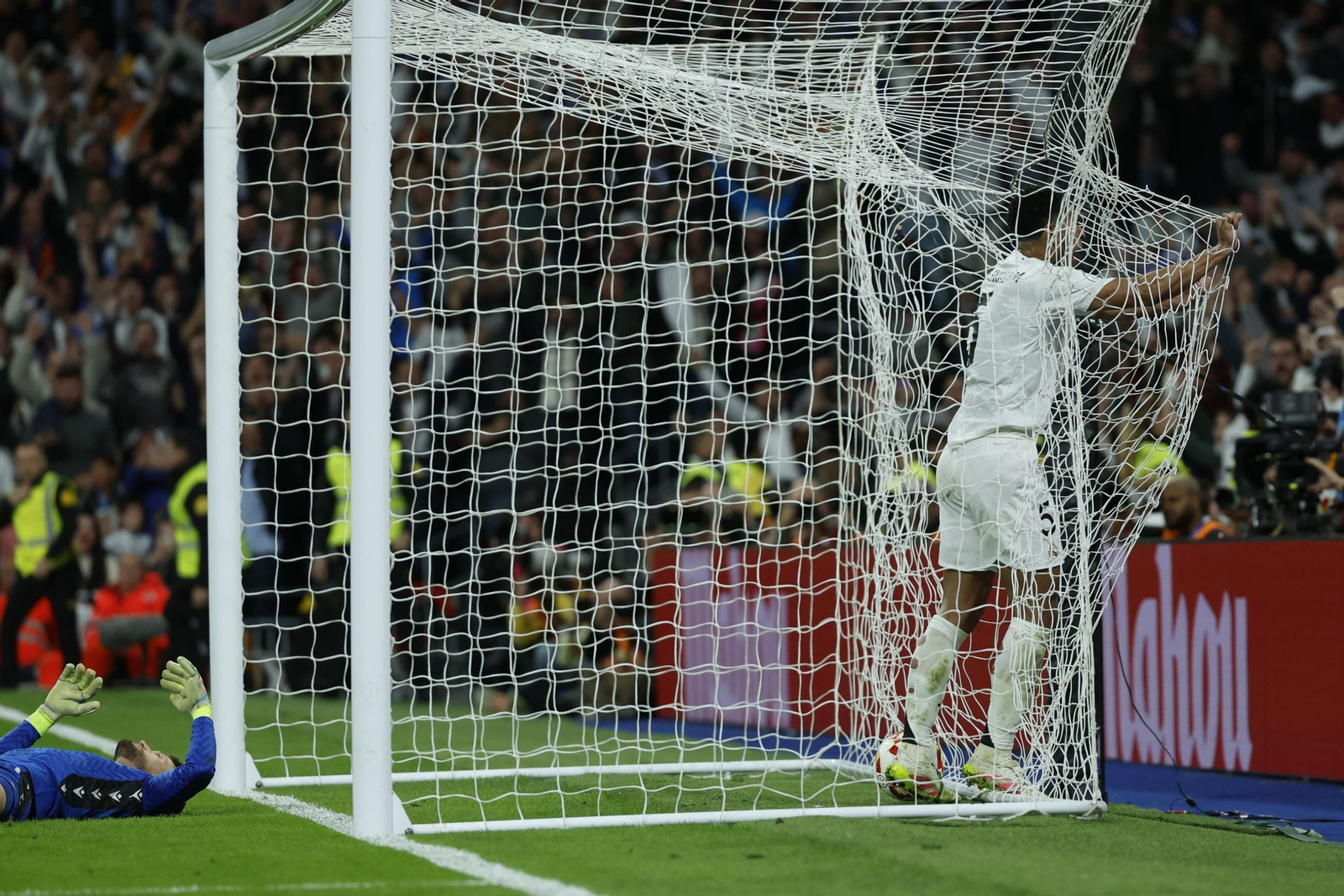 Las fotos del Real Madrid - Real Sociedad camino del Estadio de la Cartuja