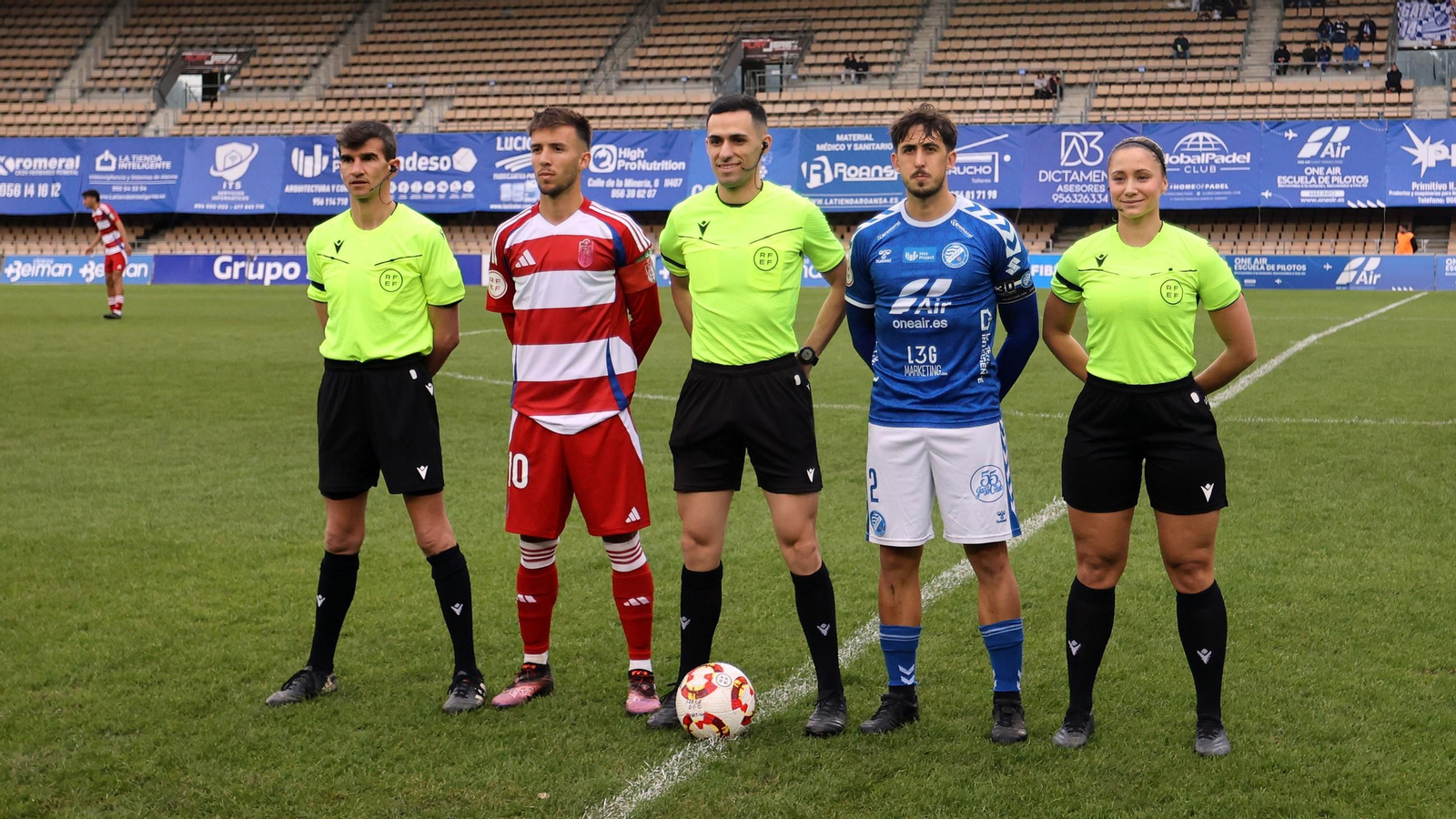 Imágenes del Xerez DFC contra el Recreativo Granada
