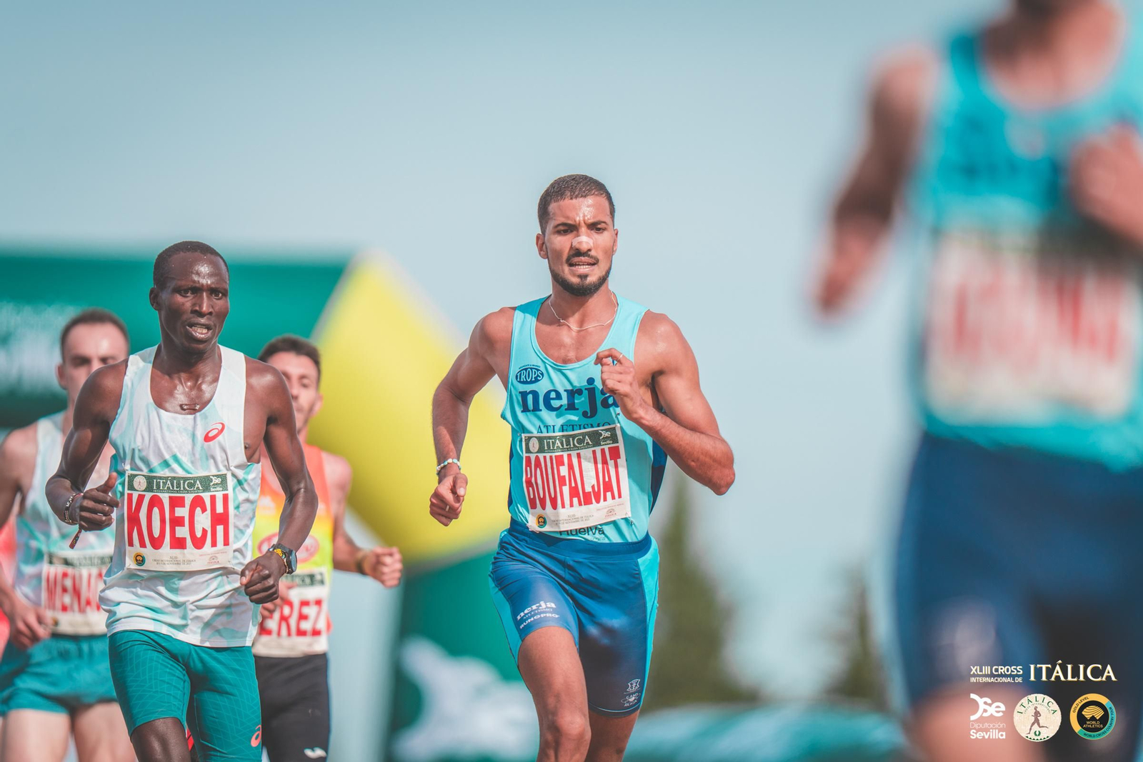 Búscate en las fotos del Cross de Itálica 2025 | 12