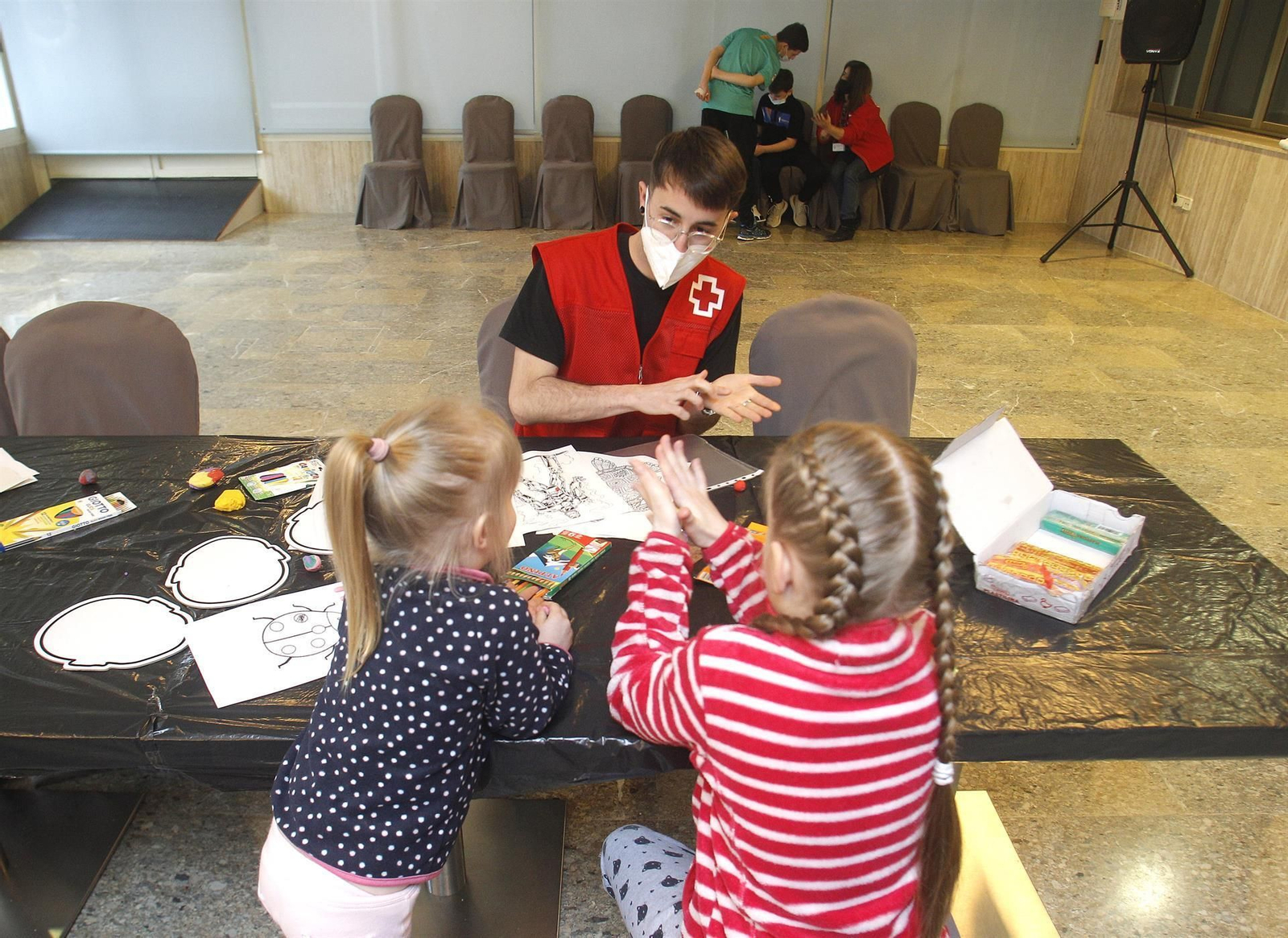 Cruz Roja ofrece apoyo psicológico a los refugiados