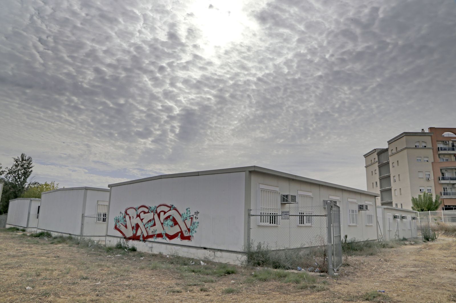 Una imagen de las prefabricadas del IES Lola Flores.