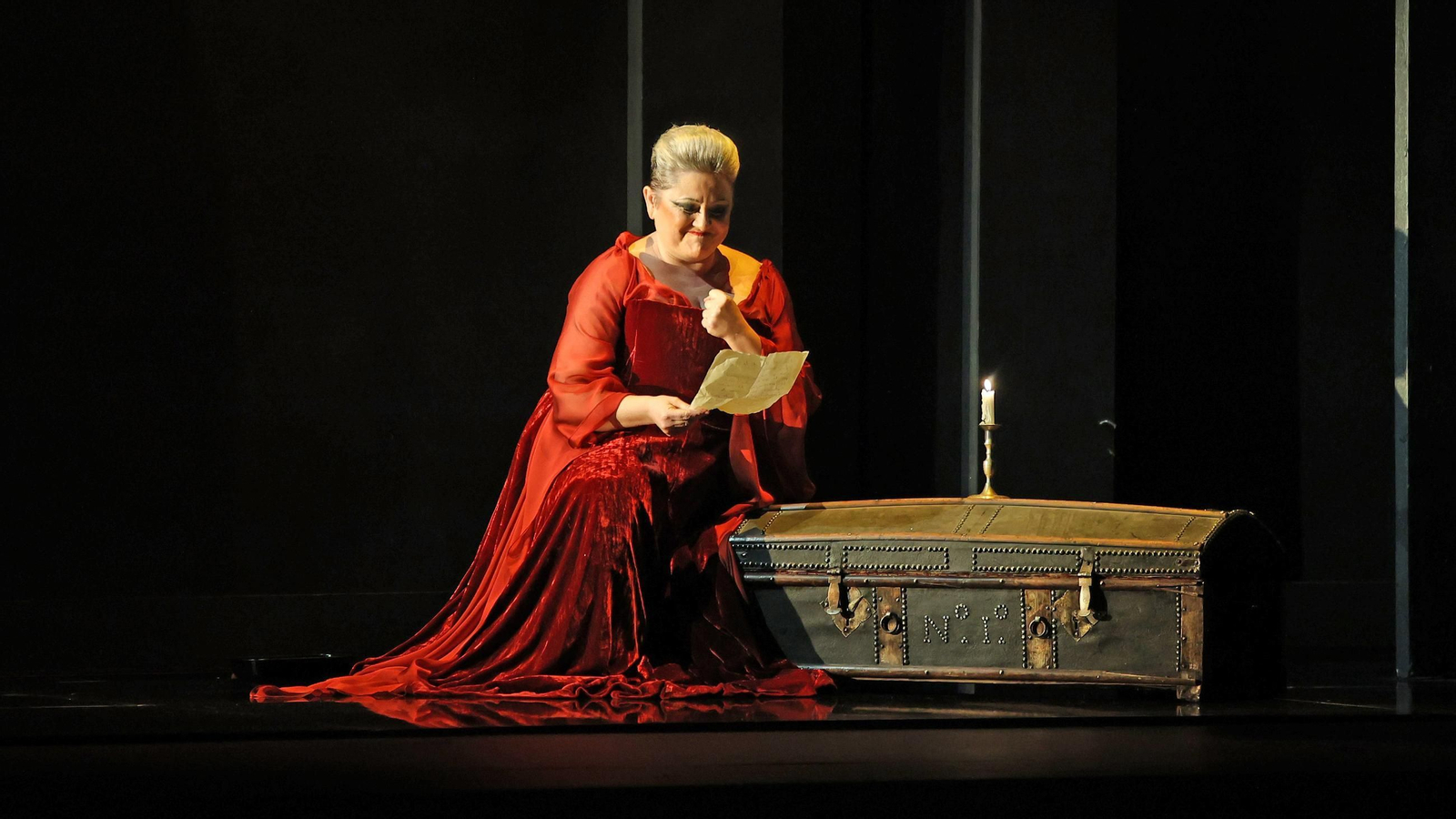 Imágenes de la ópera Macbeth en el Teatro Villamarta de Jerez
