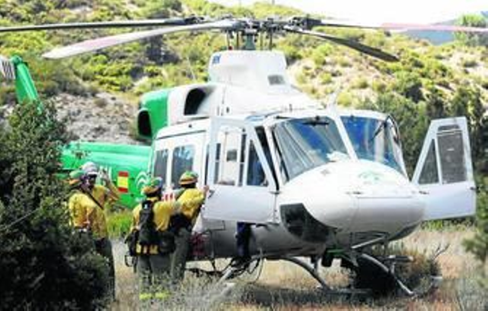 El delegado Aragón y el consejero Trillo visitaron el lugar.