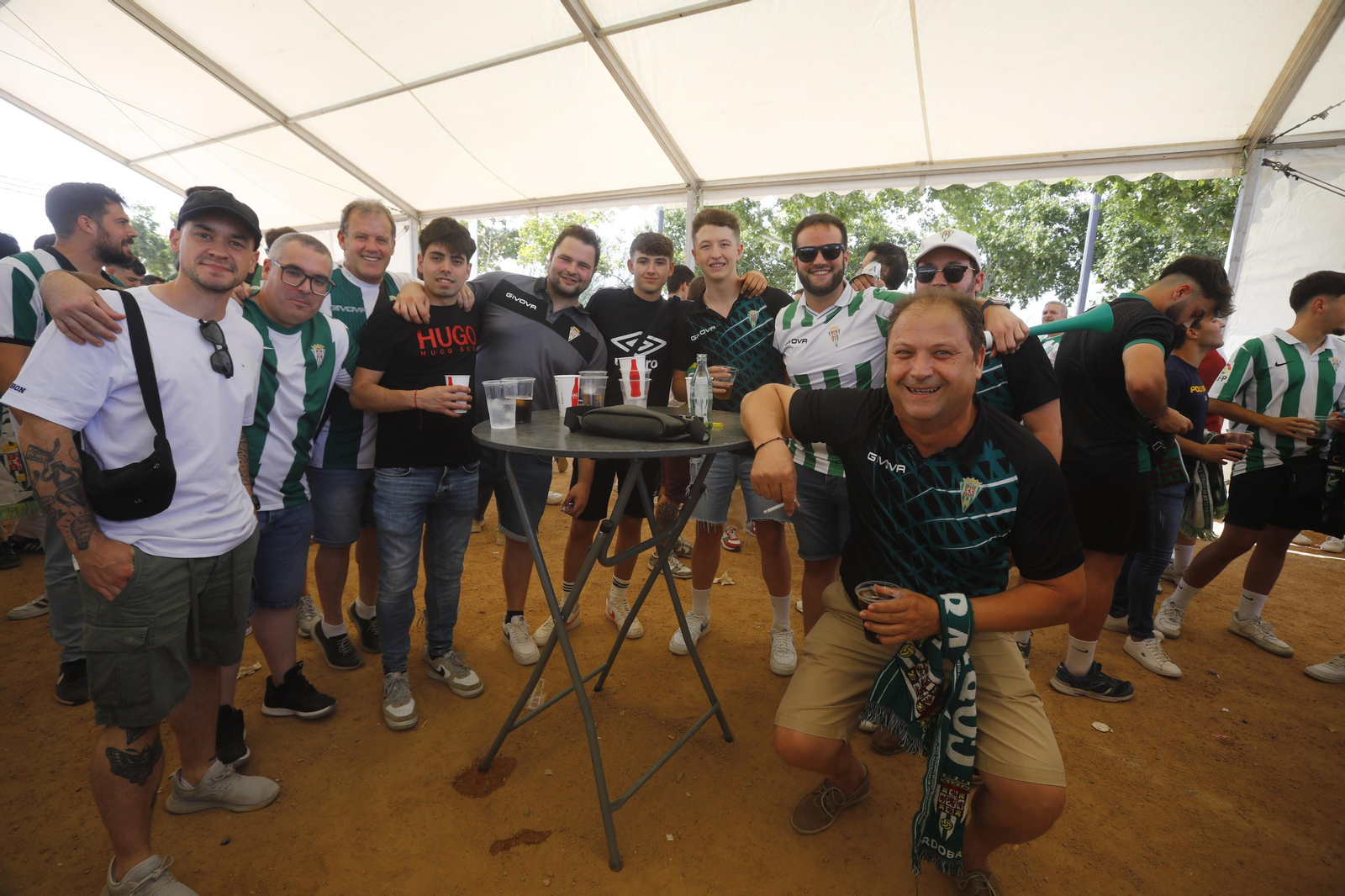 Las mejores fotos de la 'Fan Zone' del Córdoba CF antes del partido ante la Ponferradina