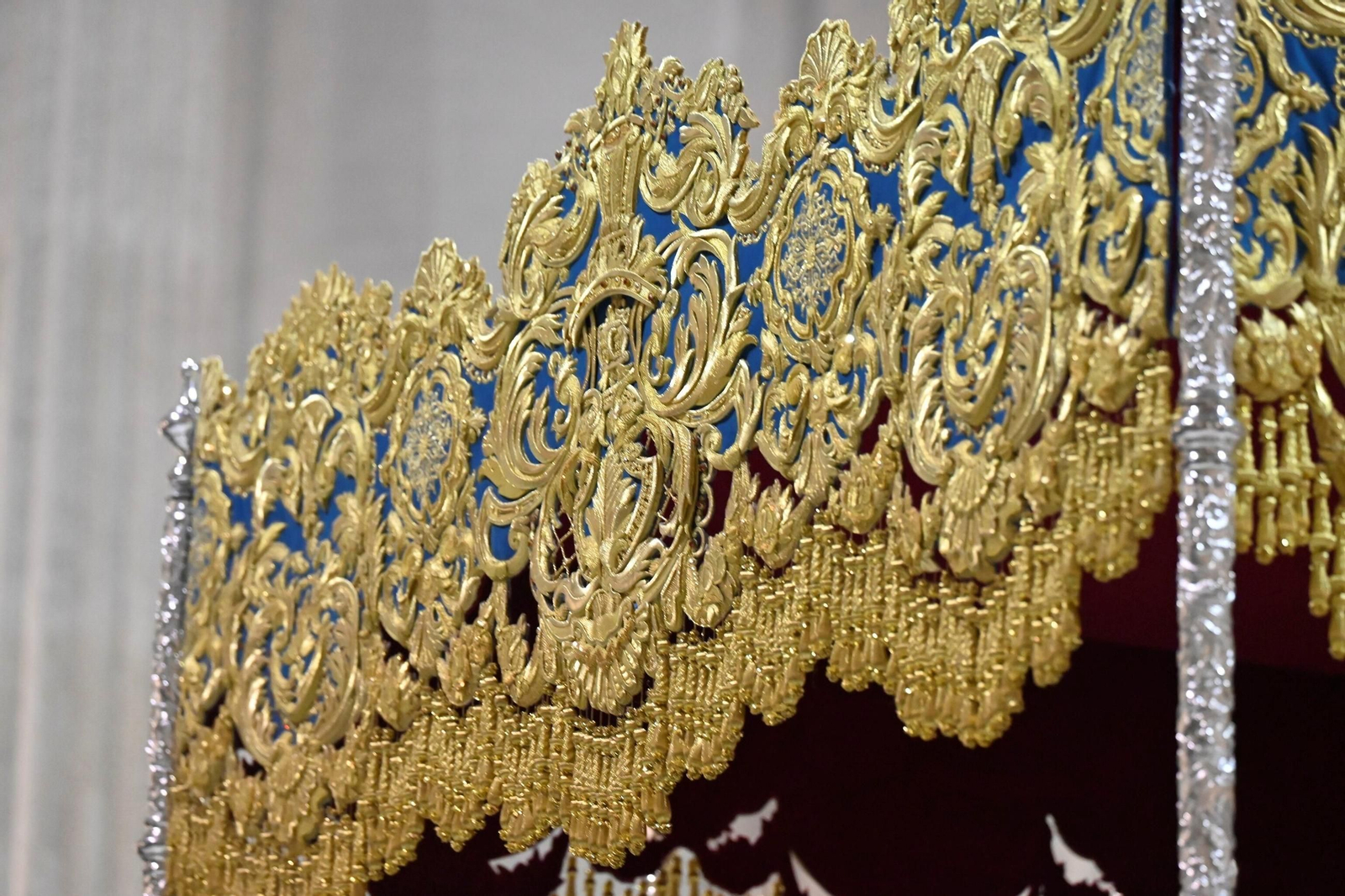 Las mejores fotos de la presentación del nuevo palio de la Virgen de la Piedad de Córdoba