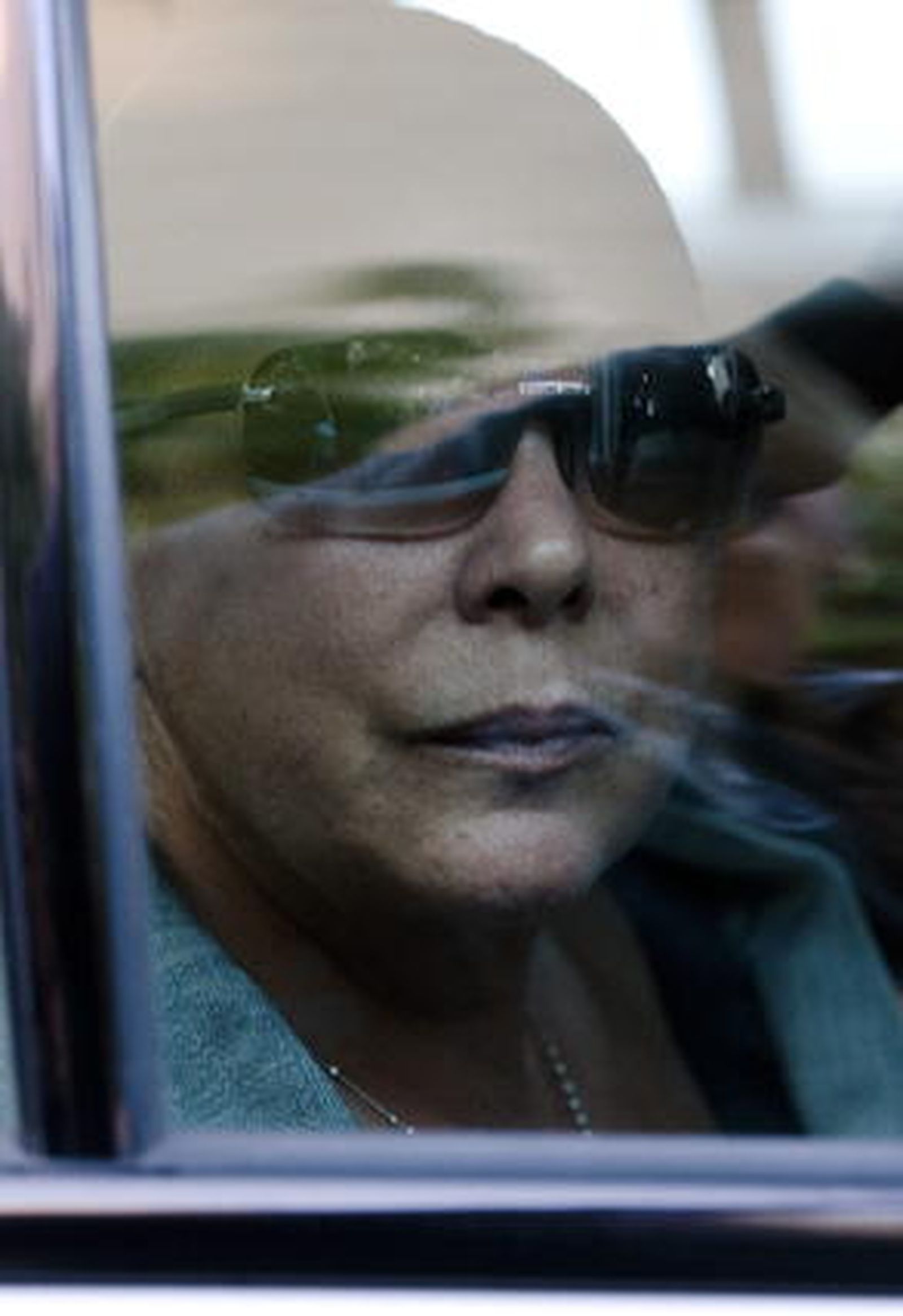 Isabel Pantoja levanta un revuelo mediático a su llegada a los juzgados de Marbella. / EFE