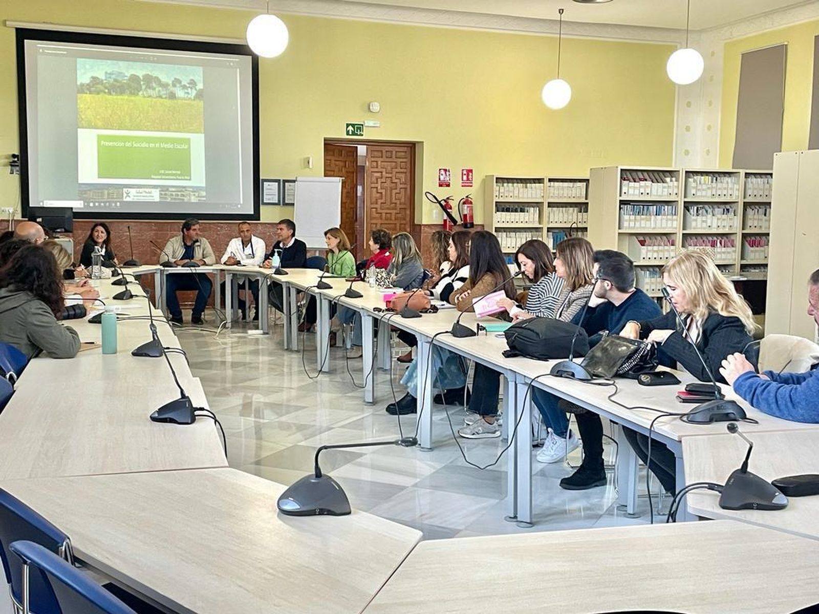 Taller dirigido a las enfermeras referentes escolares