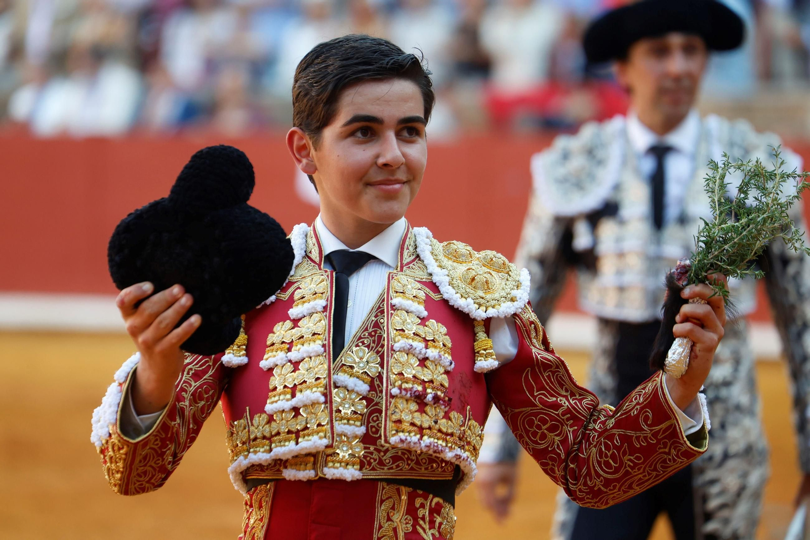 Manuel Román, Juan Ortega y Roca Rey, en la plaza de toros de Córdoba