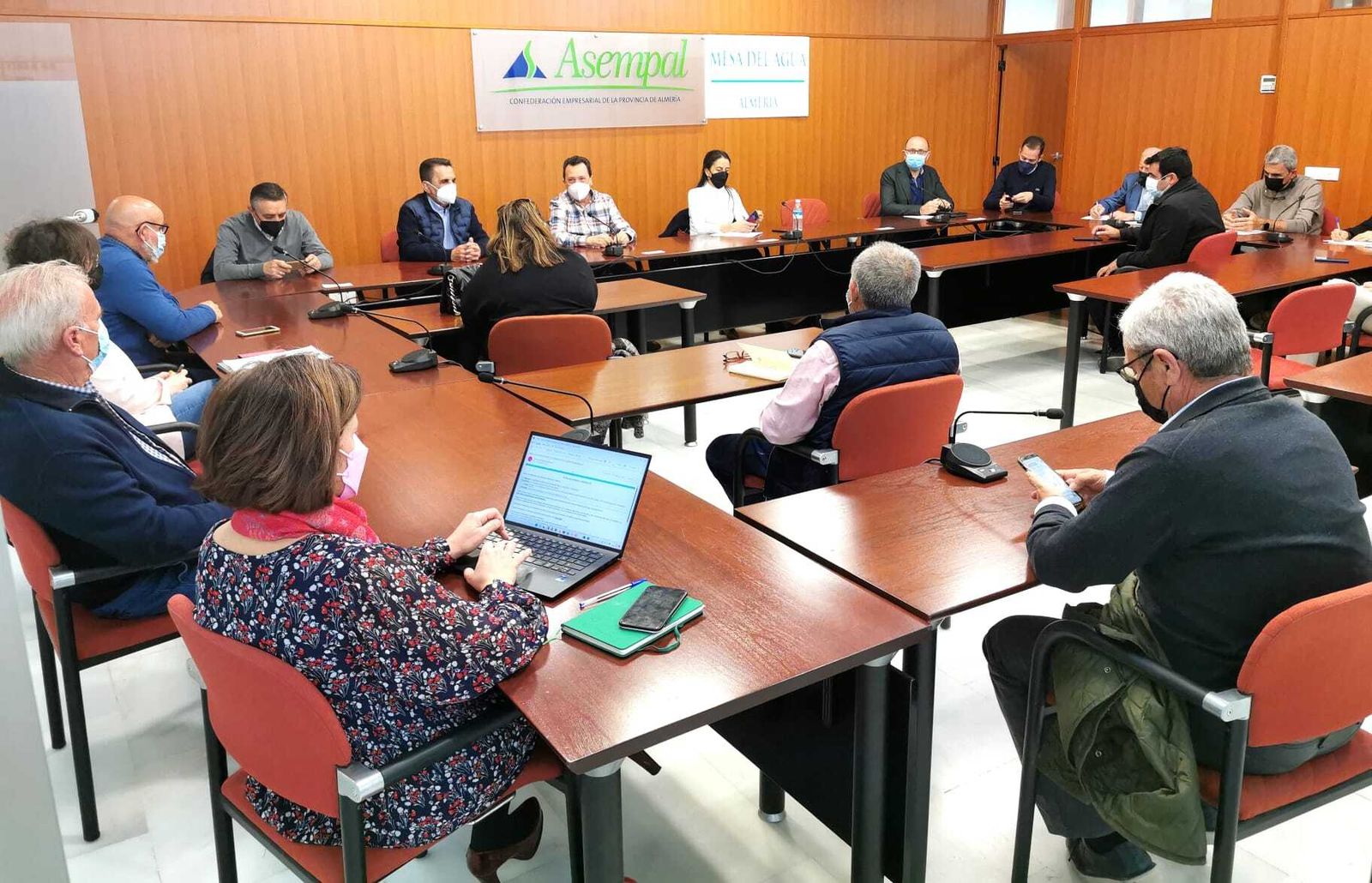 Reunión de la Mesa del Agua.