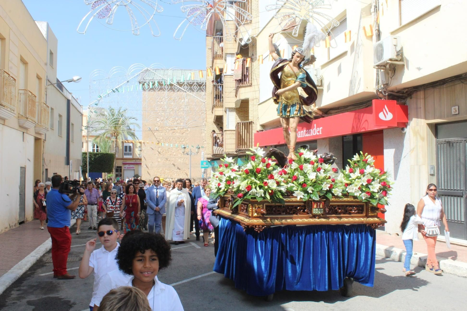 Procesión del patron San Miguel Arcángel.