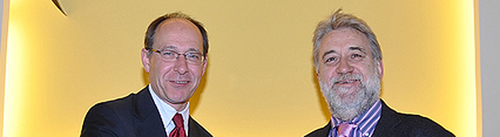 Medio Ambiente y Enresa colaboran en la extinción de incendios forestales y en la preservación de la biodiversidad