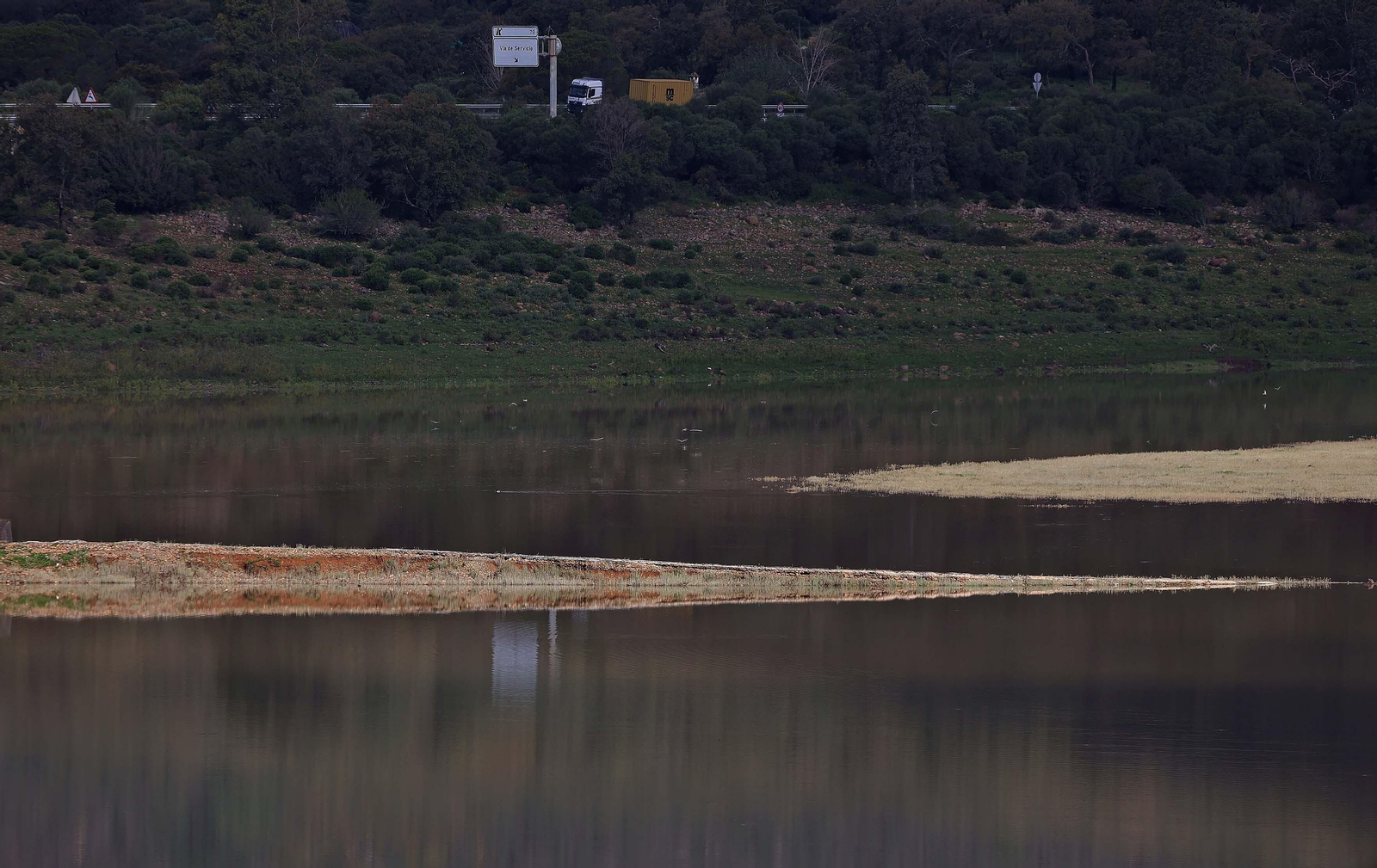 Imágenes del embalse de Charco Redondo en Los Barrios