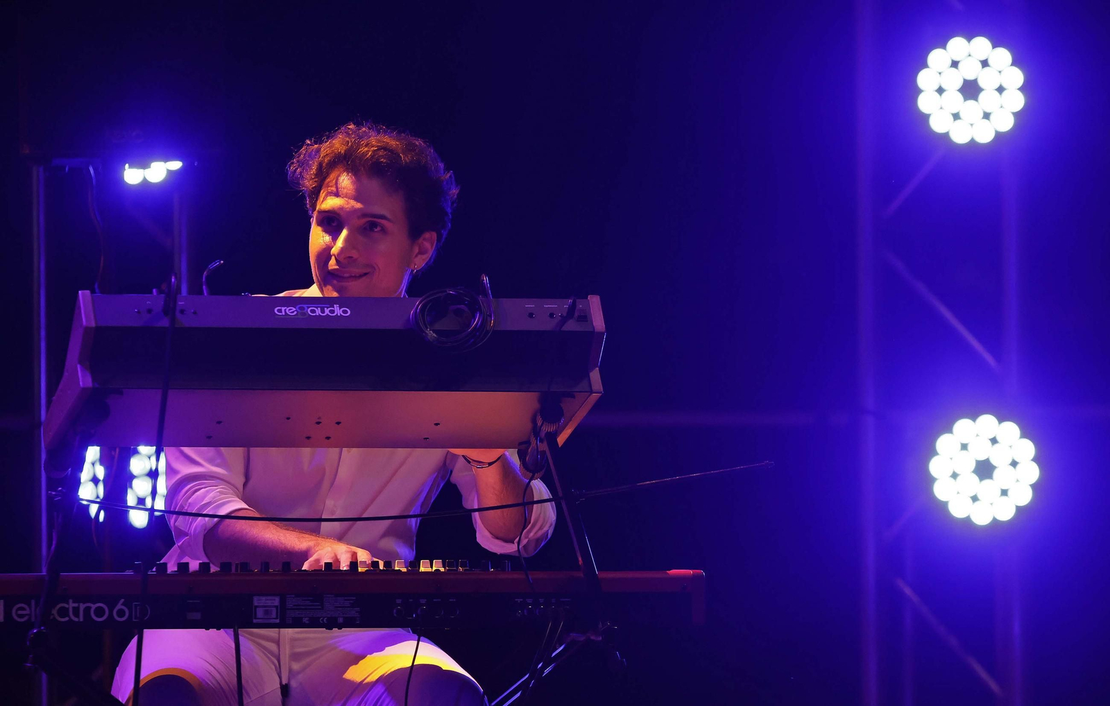 Fotos de la tercera sesión del XI Encuentro Internacional de Guitarra Paco de Lucía en Algeciras: Joni Jiménez y Antonio Canales
