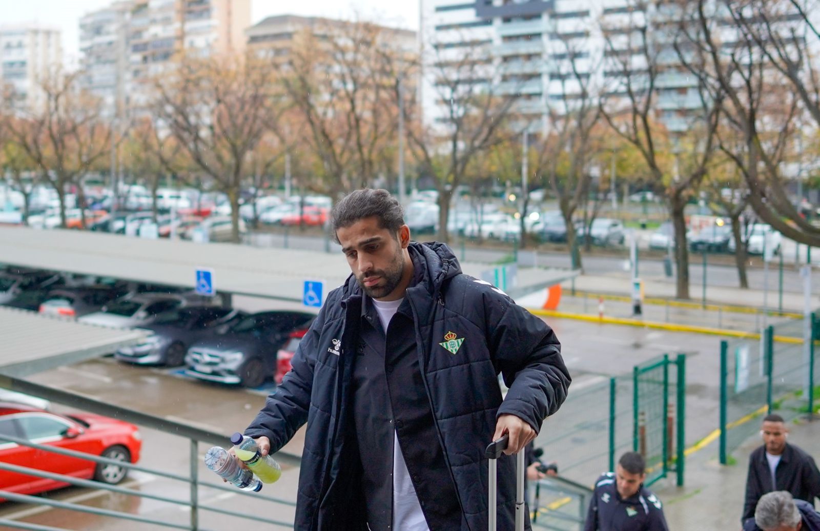 Las fotos de la salida del Betis de Santa Justa a Madrid para el partido en el Bernabéu