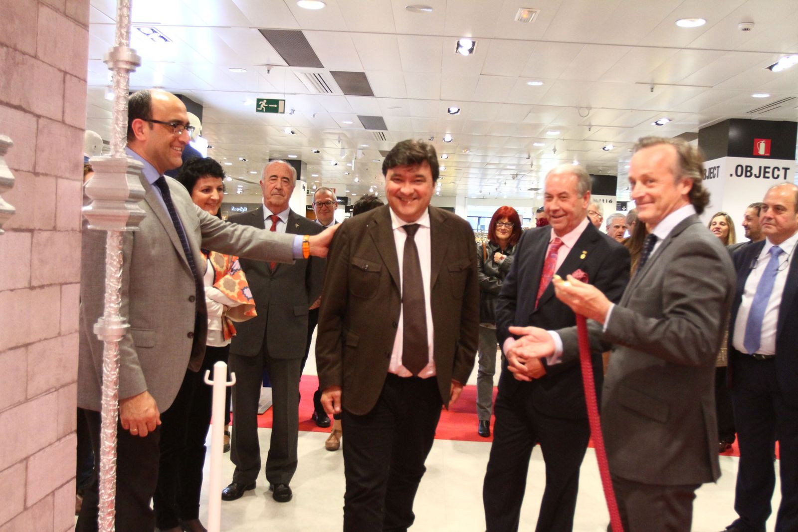 Se inaugura la exposición 'Cera y ruán' en el Corte Ingles