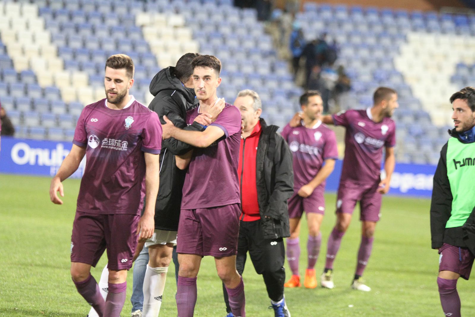 Imágenes del partido entre el Recreativo de Huelva y Jumilla