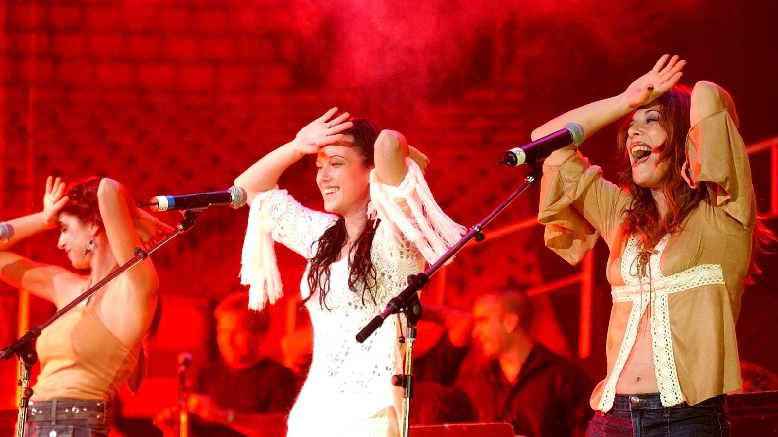Las Ketchup en un concierto.