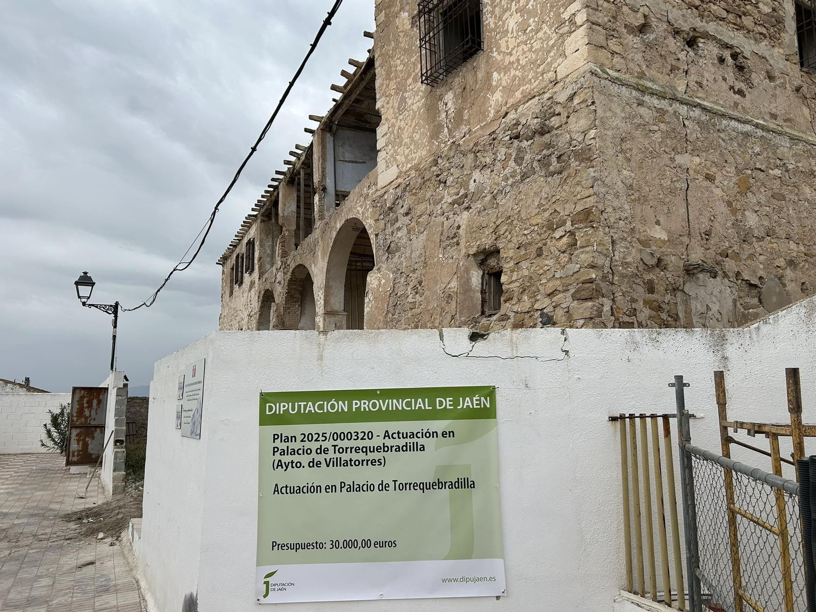 Palacio de Torrequebradilla.