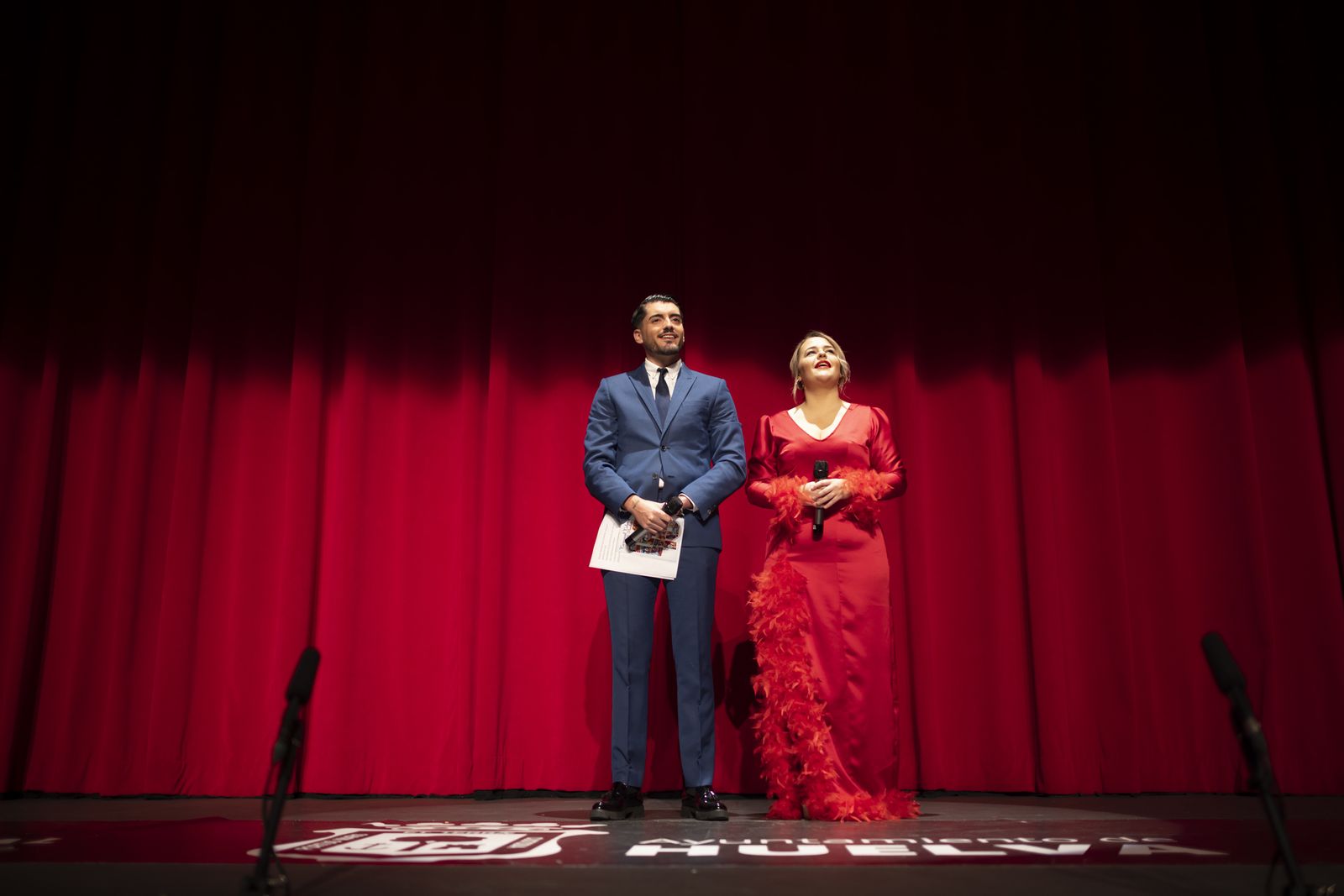 Ambiente en la final  del Carnaval Colombino