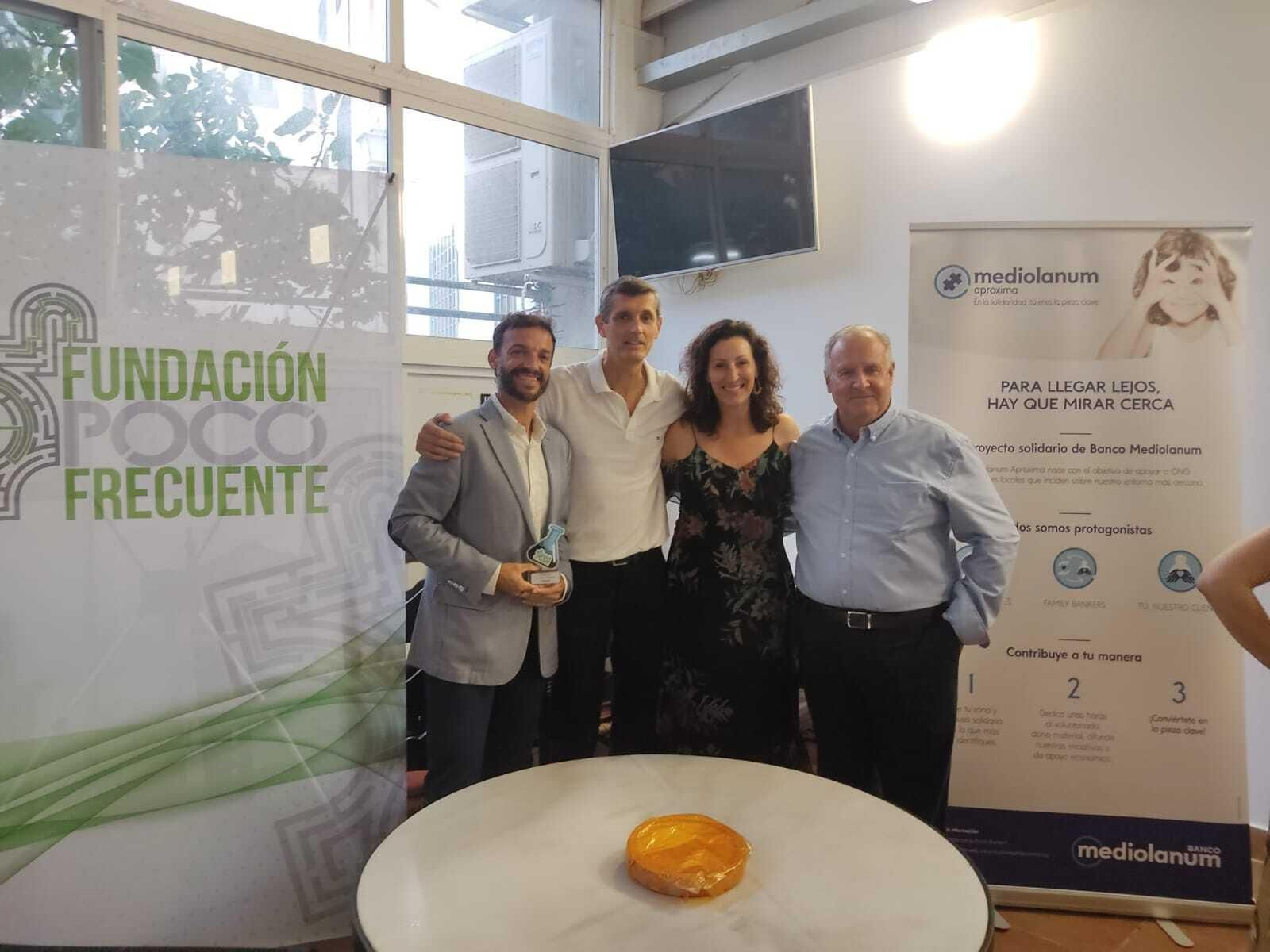 FIBAO recibe un reconocimiento por su apoyo en la investigación de las enfermedades raras