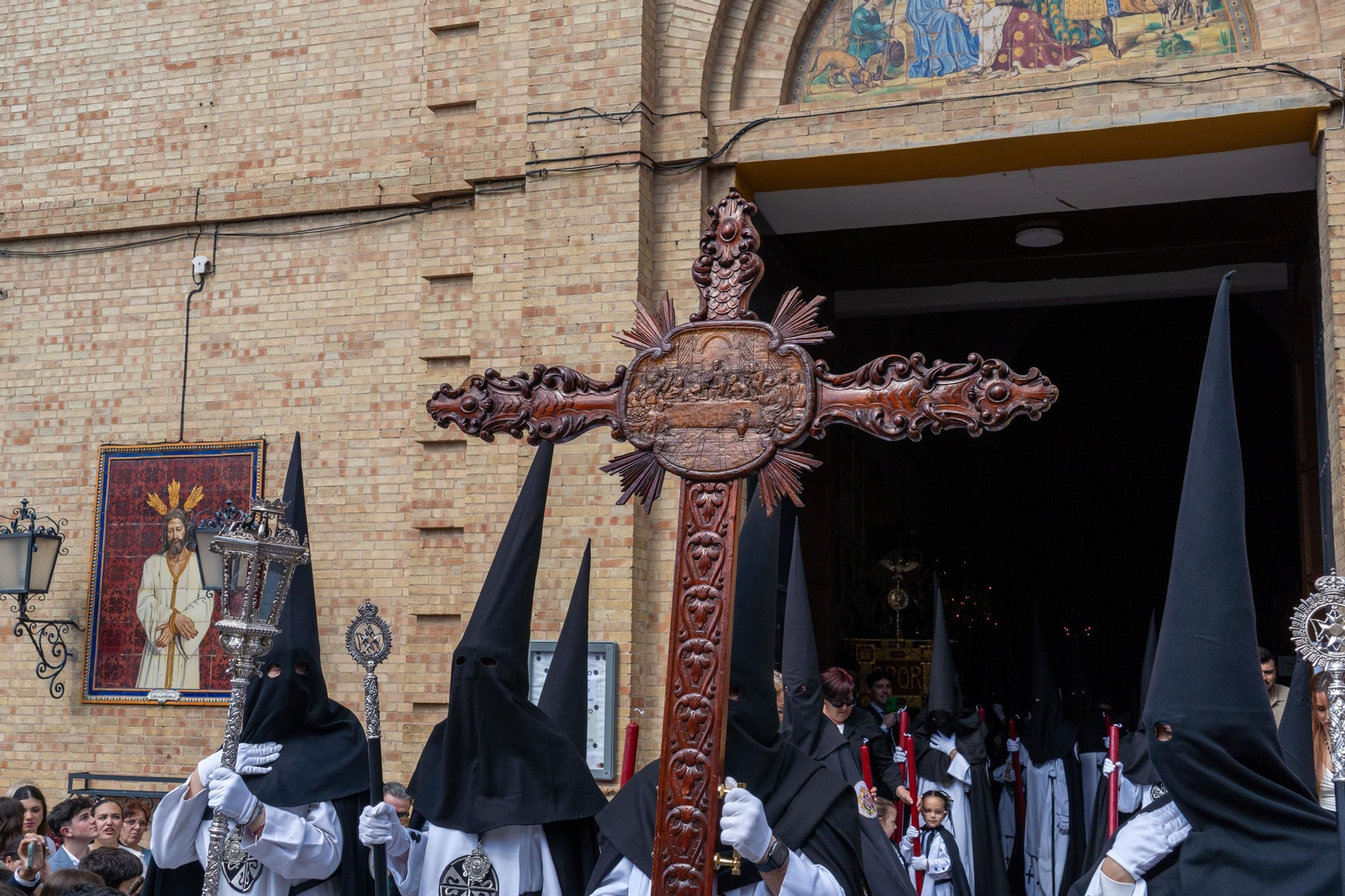 Domingo de Ramos: Imágenes de la procesión de La Sagrada Cena y Maria Santísima del Rosario