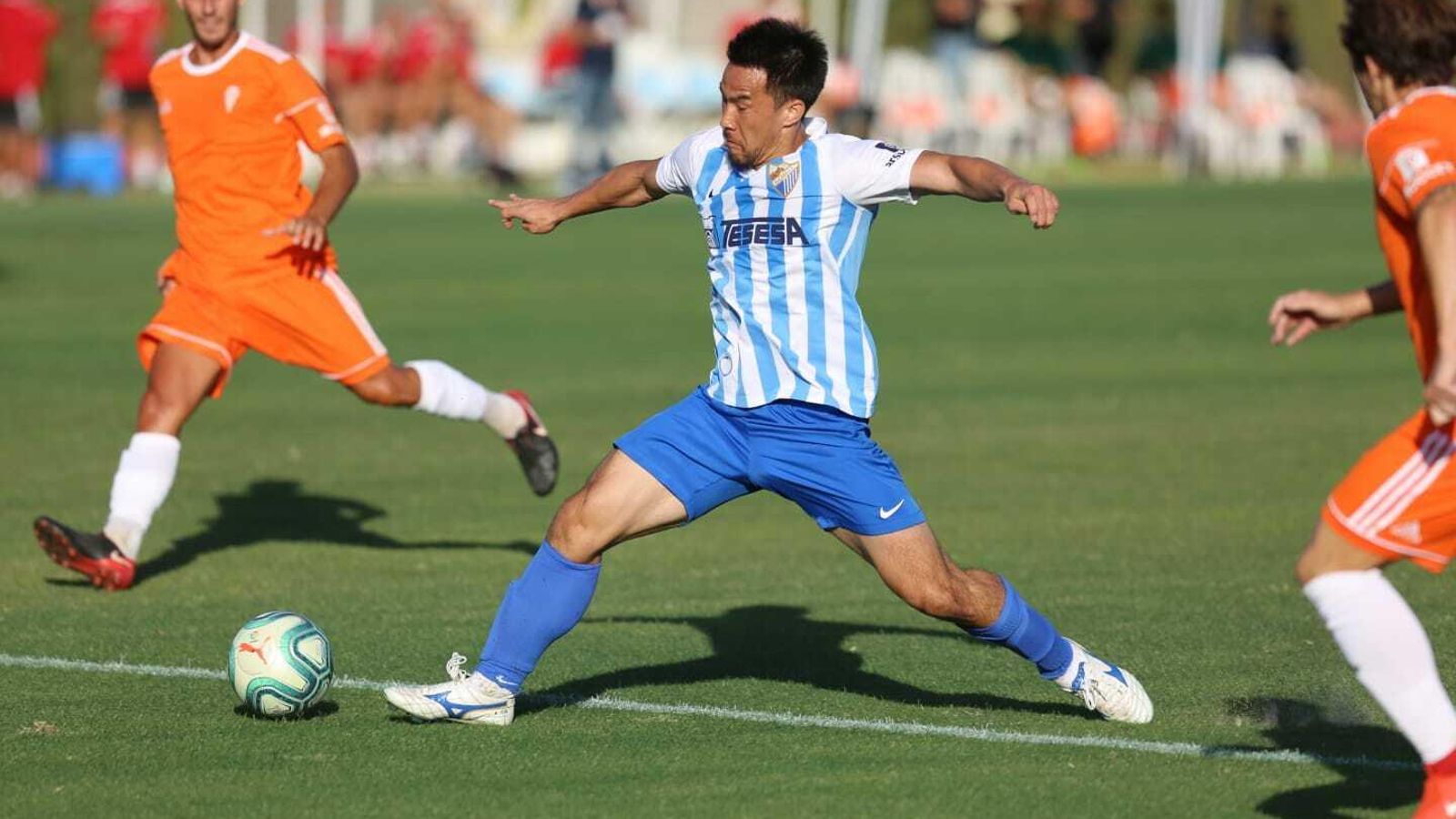 Debut de Okazaki como jugador del Málaga.