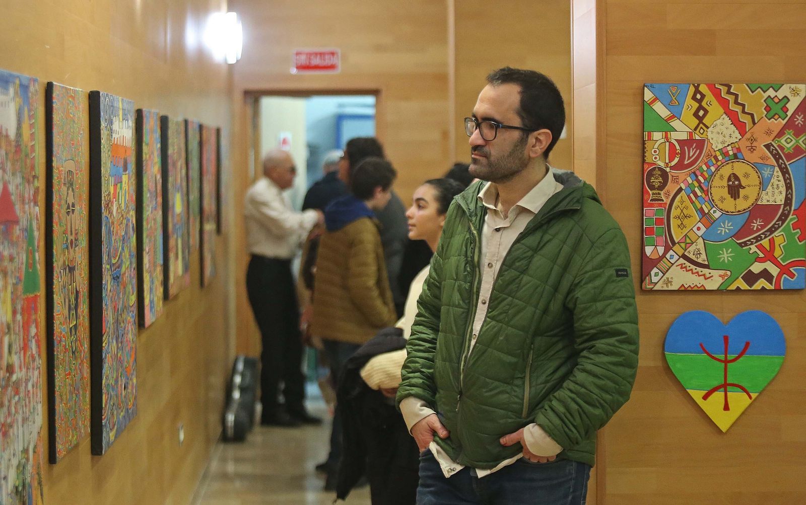 Fotos de la exposición de Zahira Tigtate en Algeciras