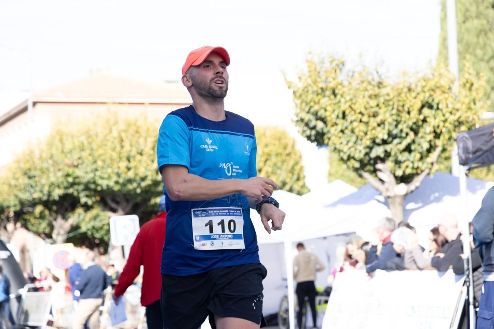 En imágenes: multitudinaria e histórica XXIX Media Maratón 'Ciudad de Jaén' y 10k en memoria de Paco Manzaneda (2)