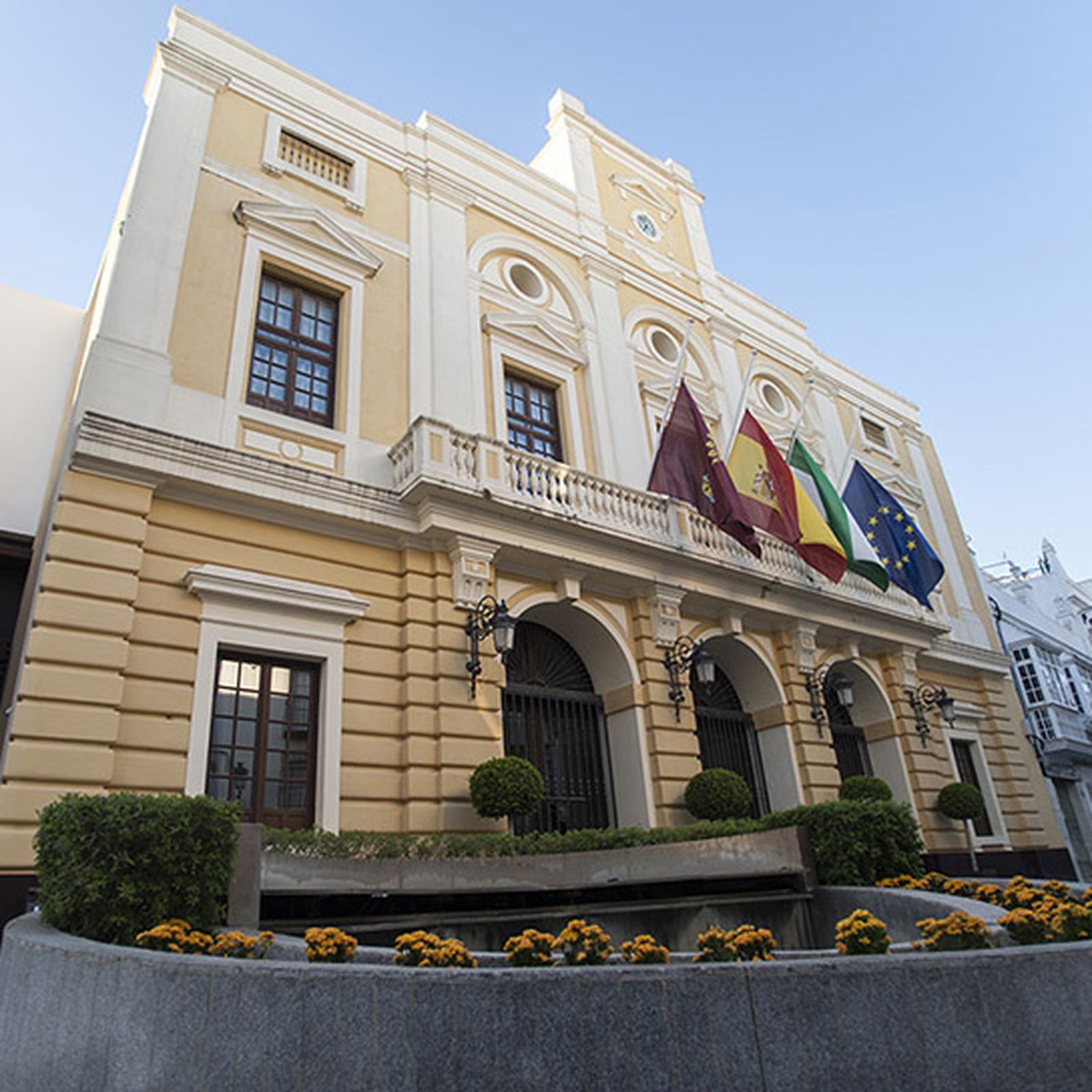 Fachada del Consistorio chiclanero.