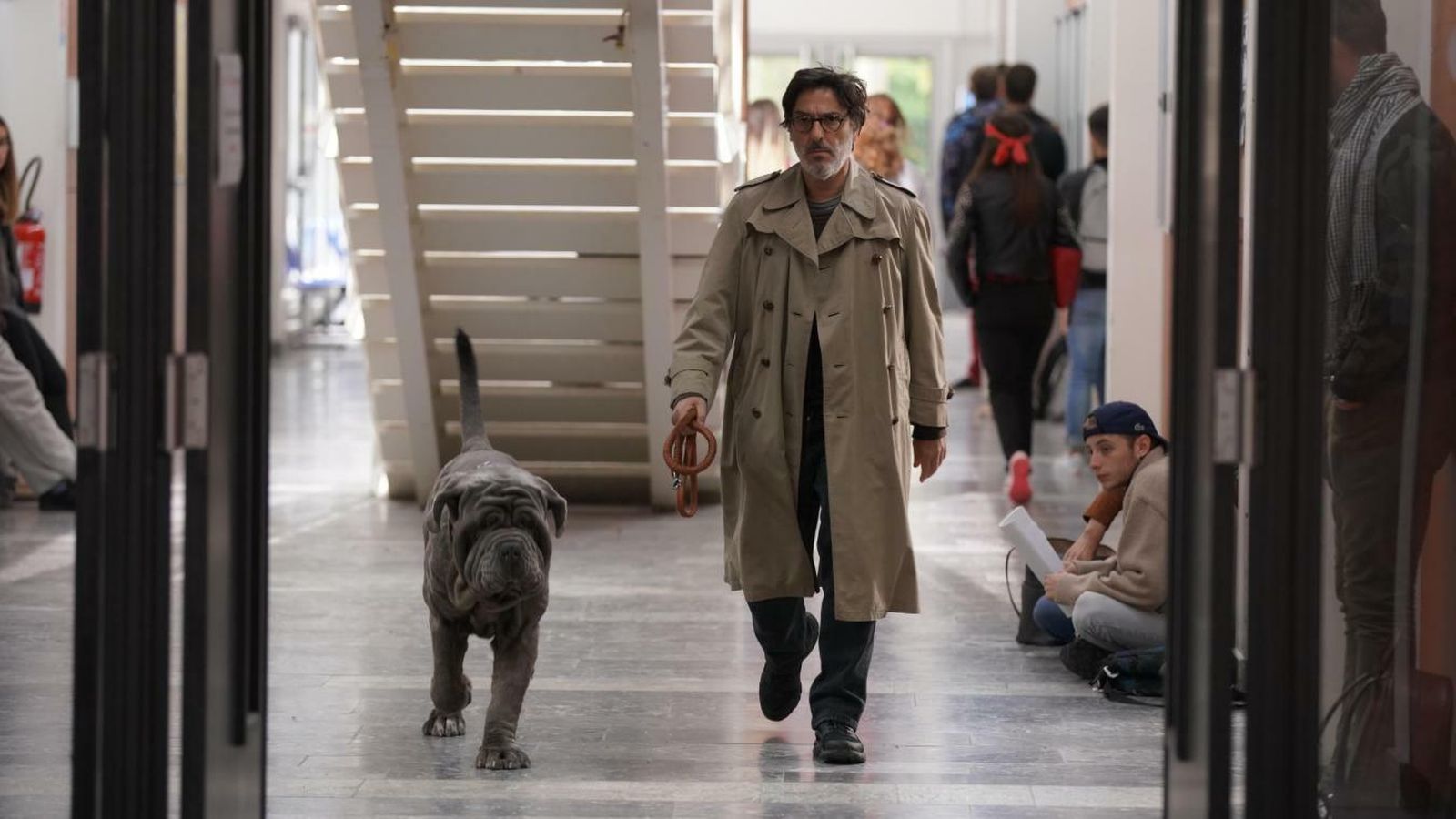 Una imagen de 'Buenos principios', de y con Yvan Attal.