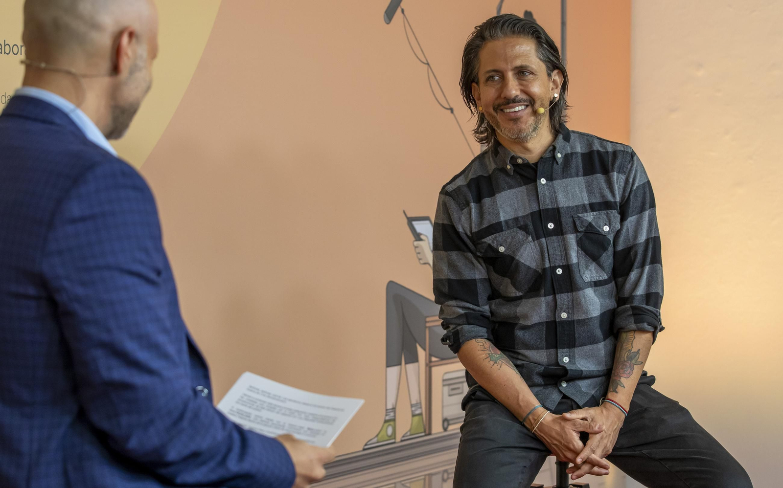 El director Juan Mejía habla sobre su documental 'Igualada' en el Festival de Cine de Huelva.